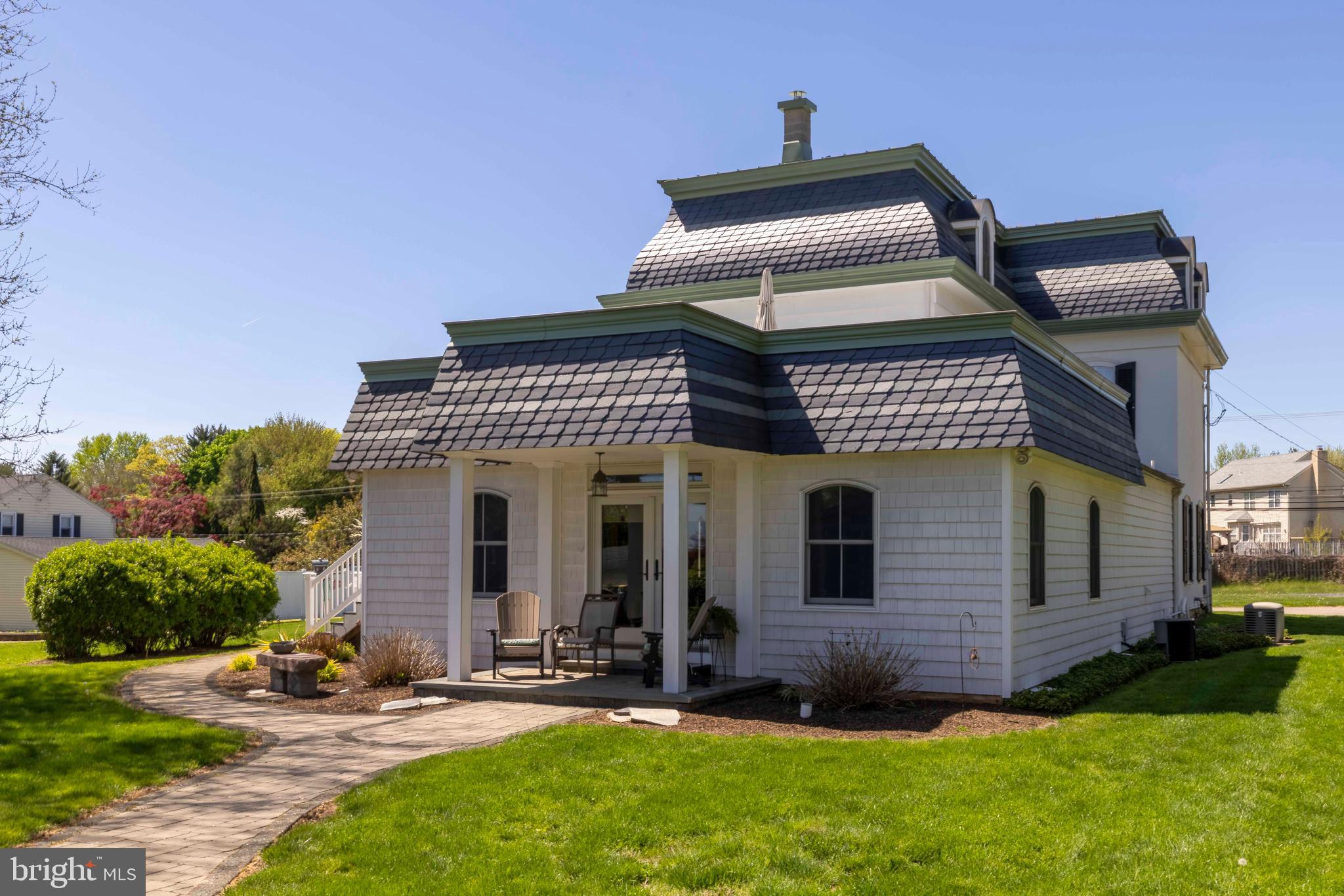 CHURCHVILLE MANOR - Residential