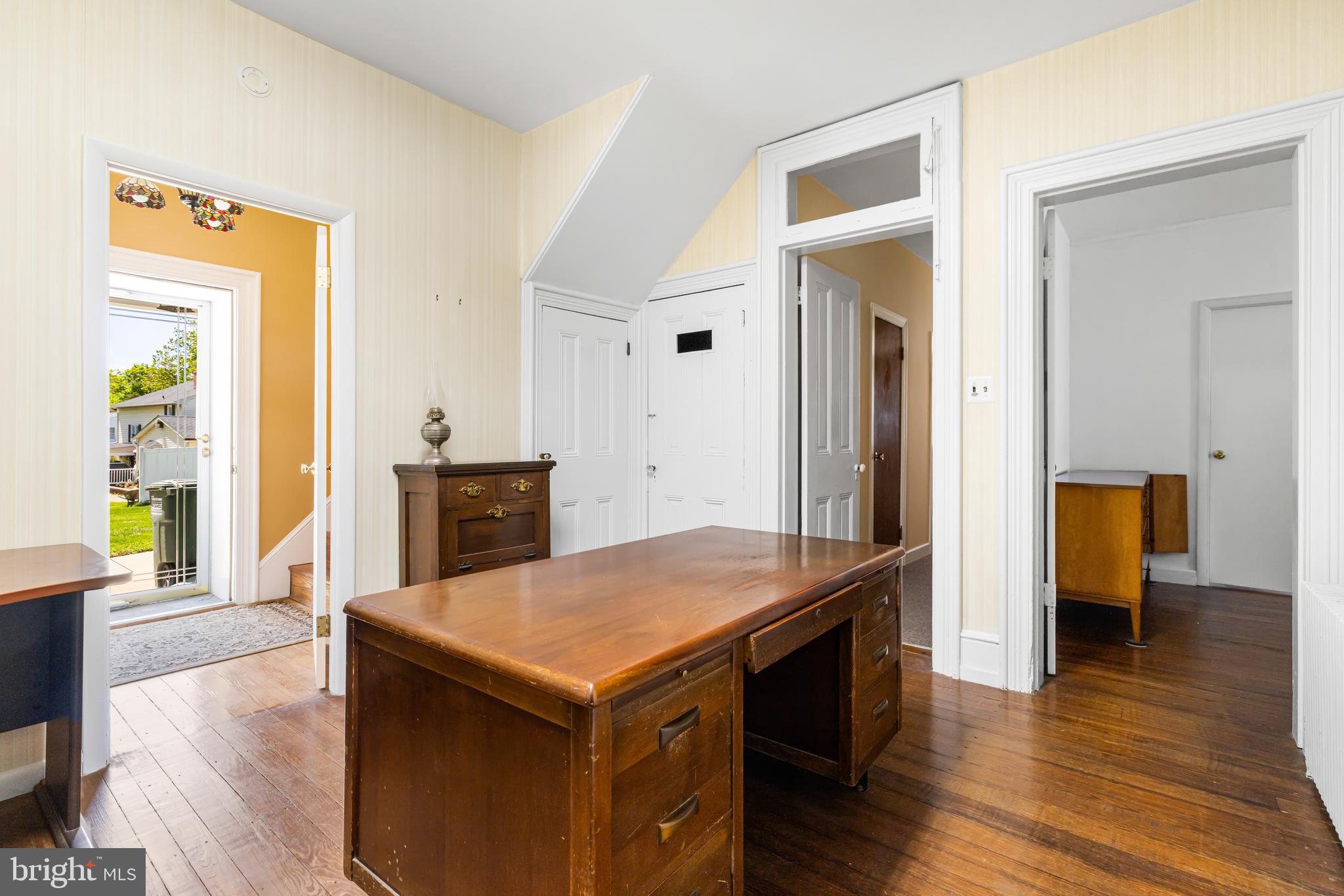 CHURCHVILLE MANOR - Residential