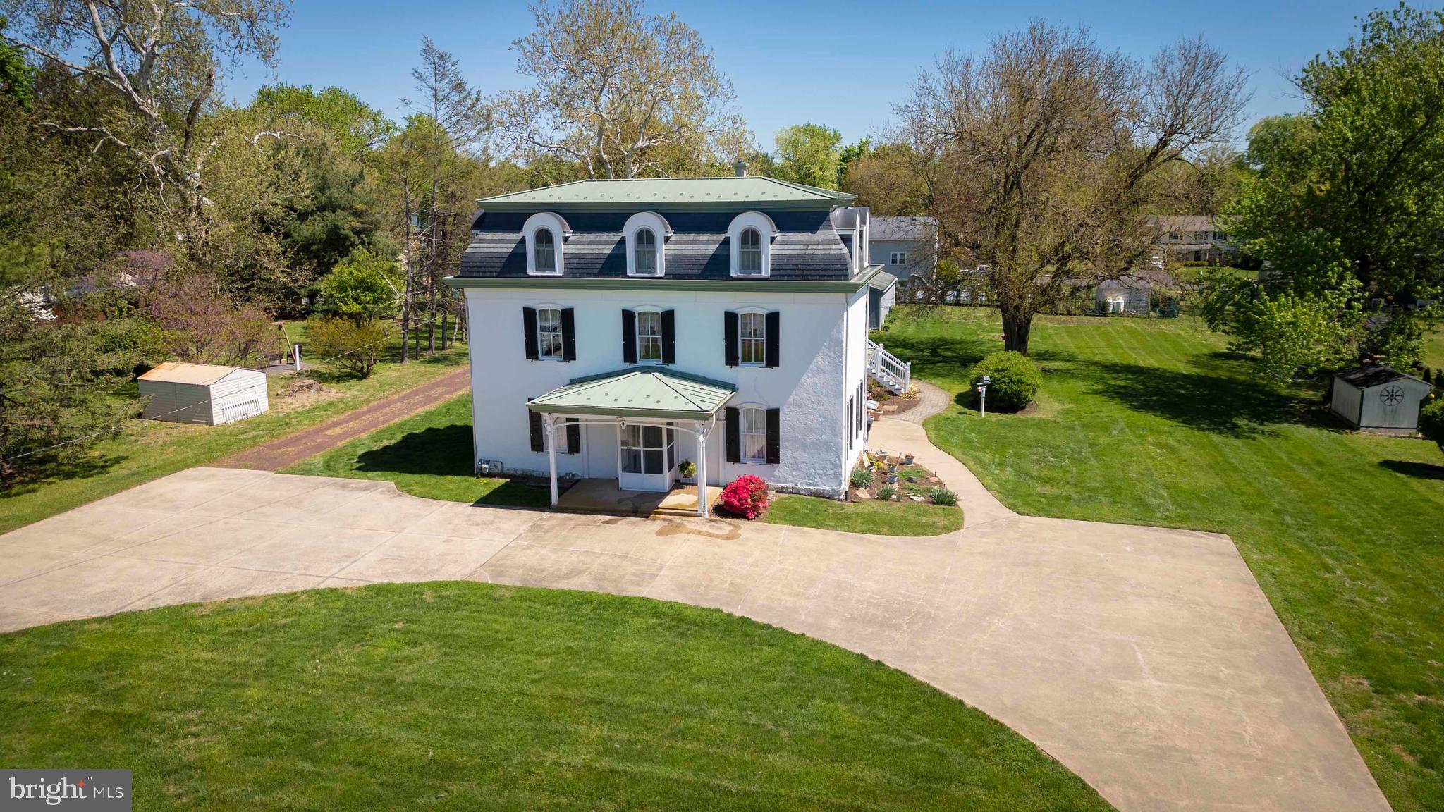 CHURCHVILLE MANOR - Residential