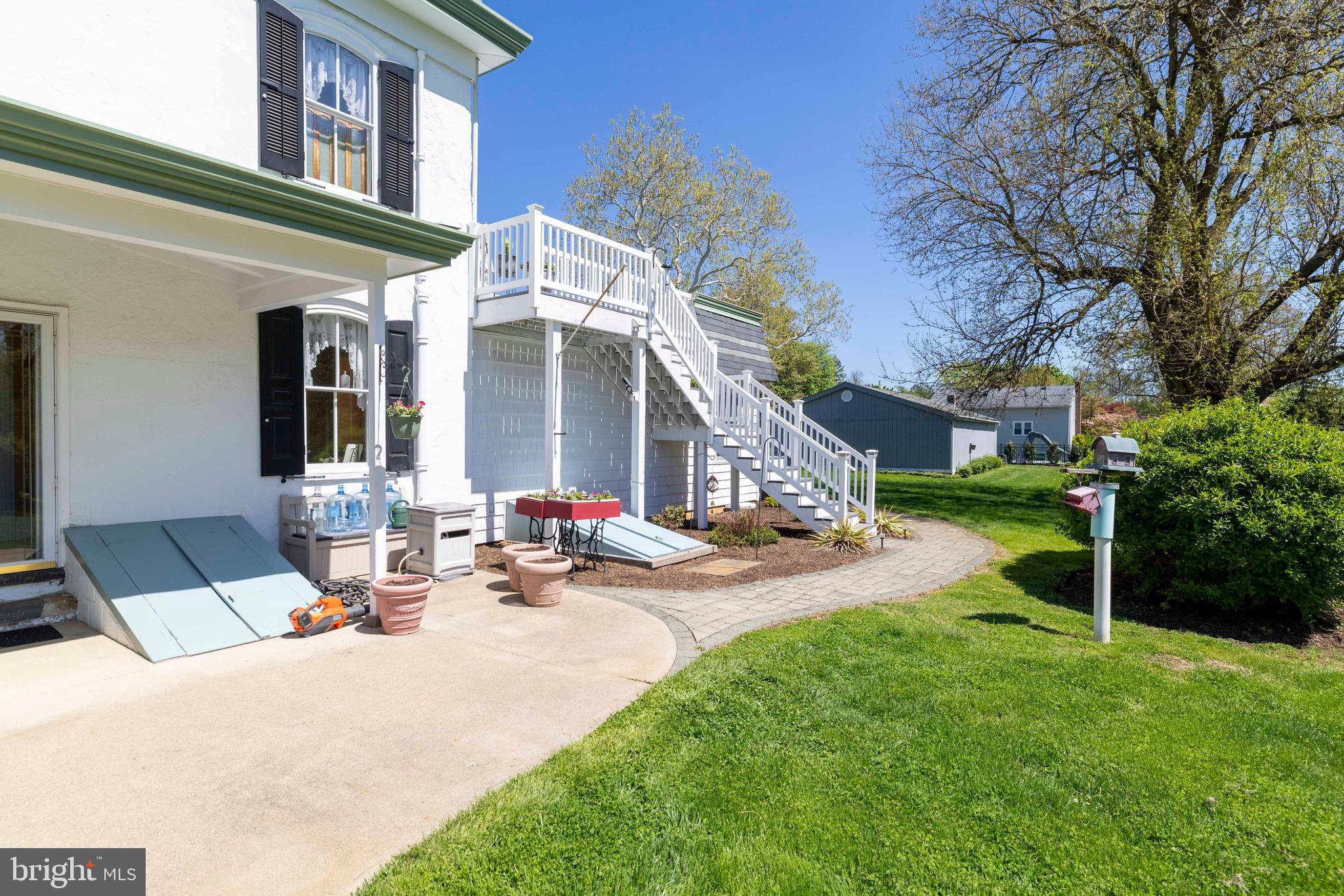 CHURCHVILLE MANOR - Residential