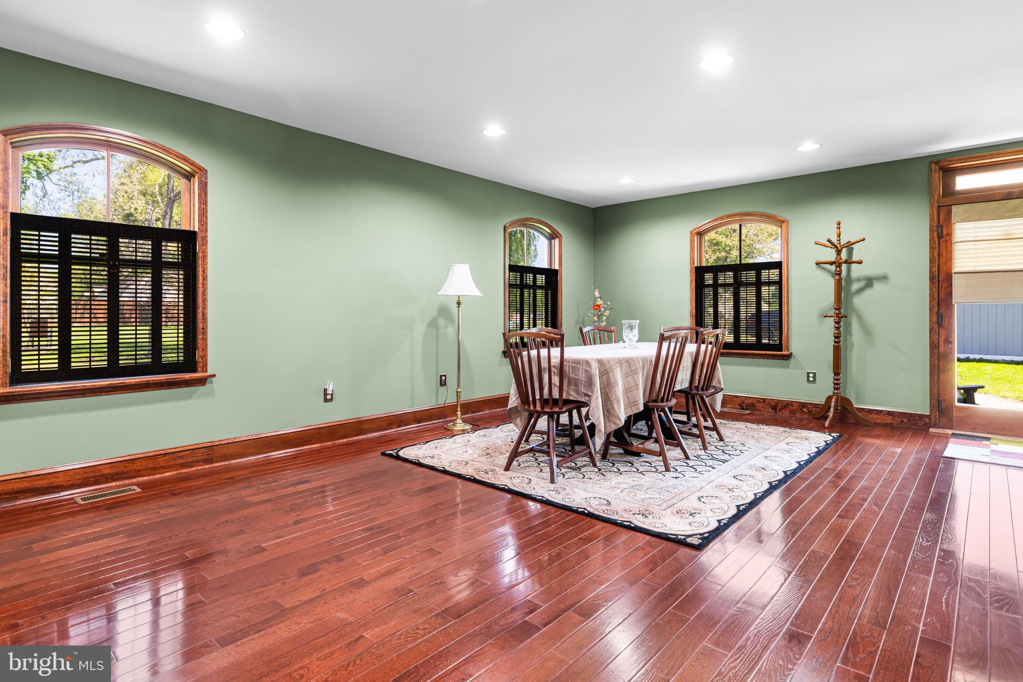 CHURCHVILLE MANOR - Residential