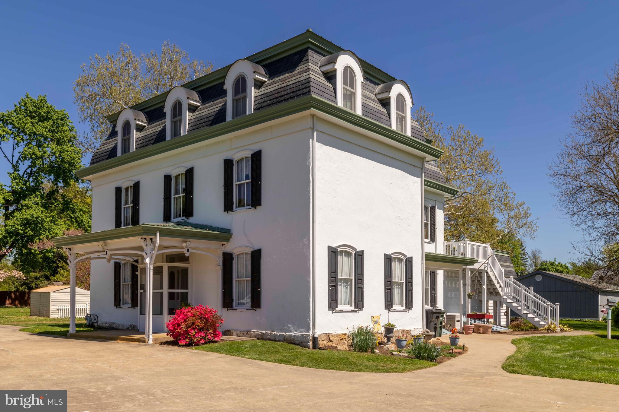 CHURCHVILLE MANOR - Residential