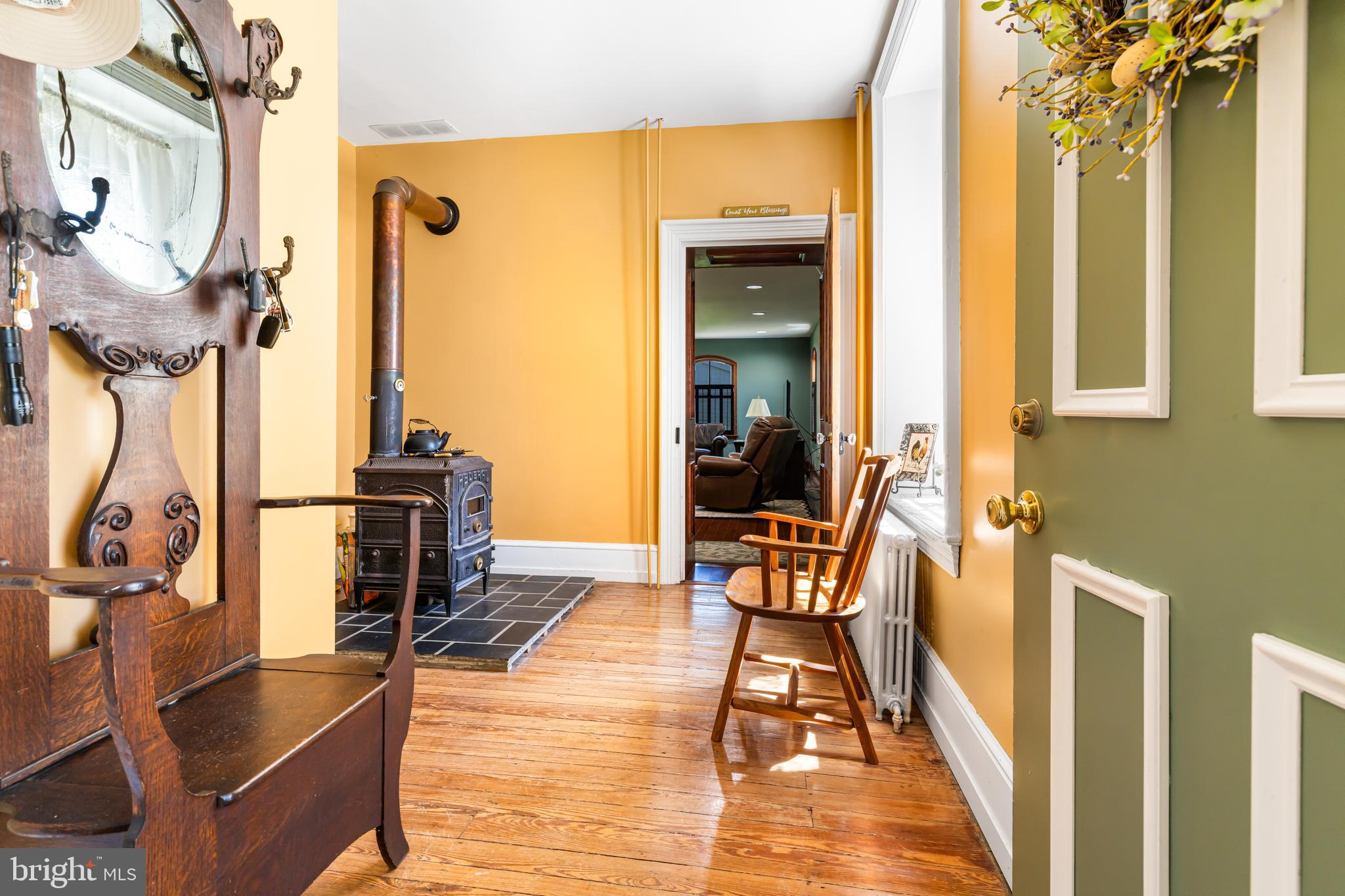 CHURCHVILLE MANOR - Residential