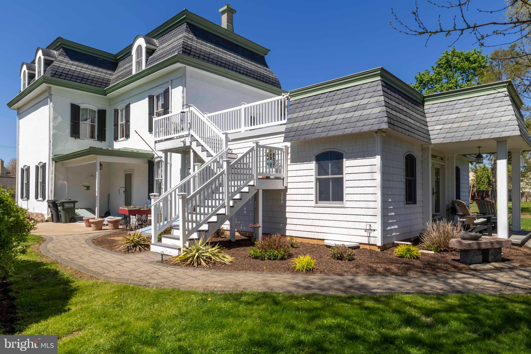 CHURCHVILLE MANOR - Residential