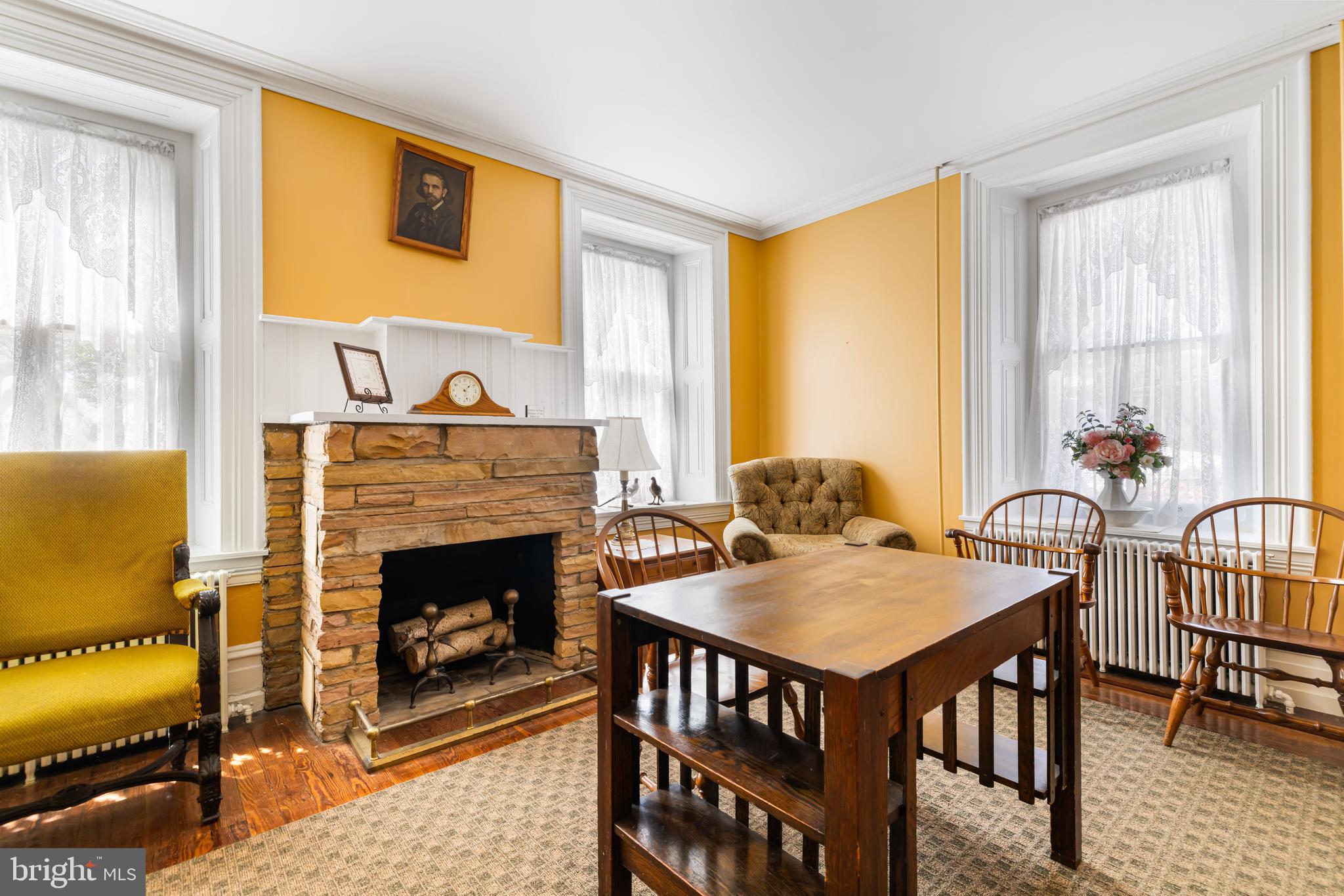 CHURCHVILLE MANOR - Residential