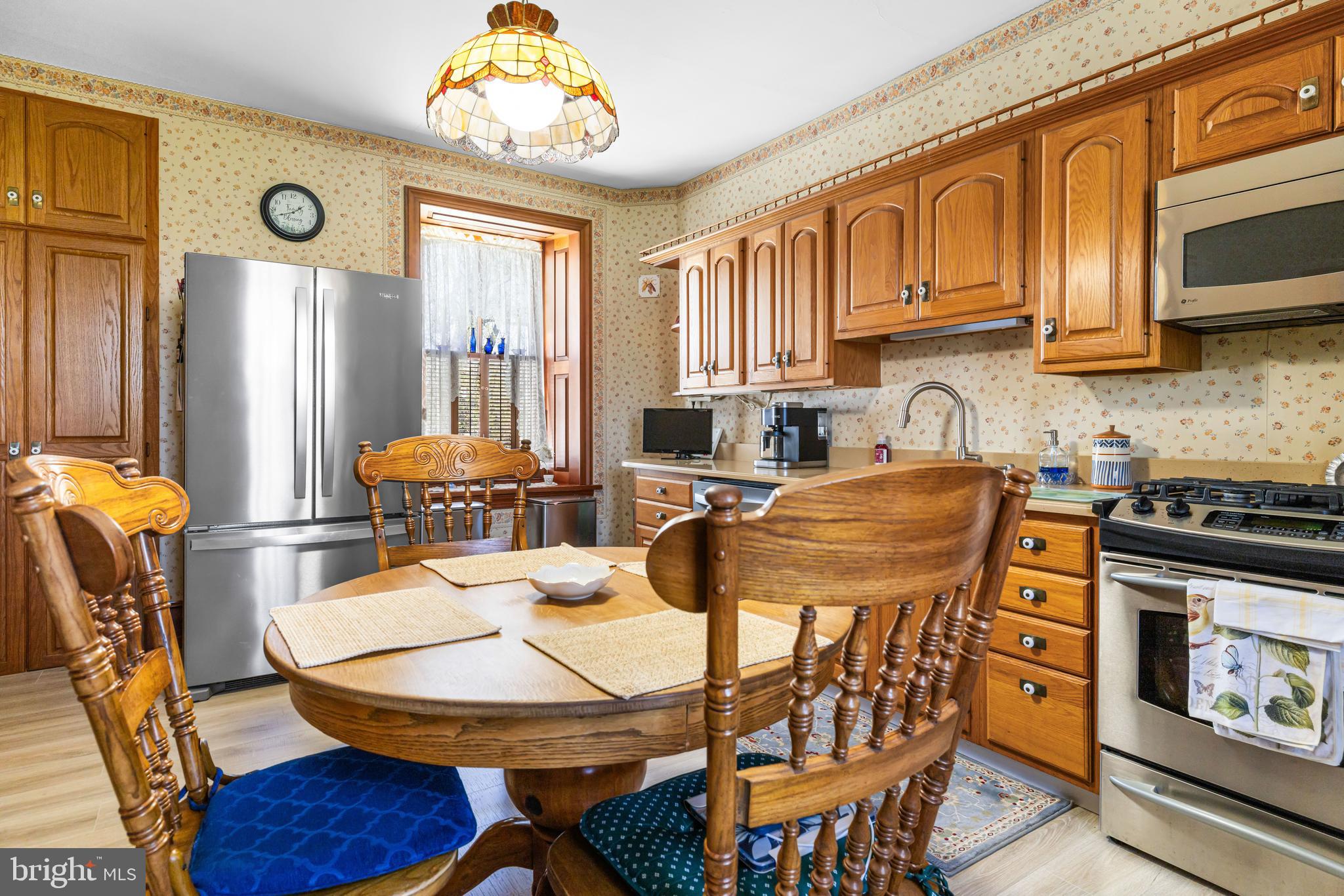 CHURCHVILLE MANOR - Residential