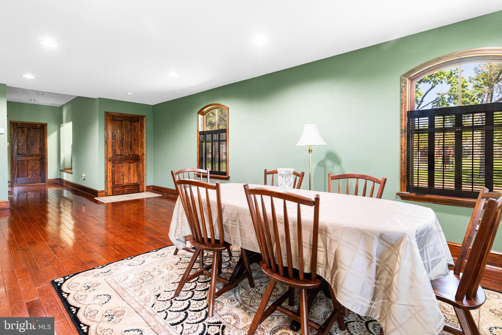 CHURCHVILLE MANOR - Residential