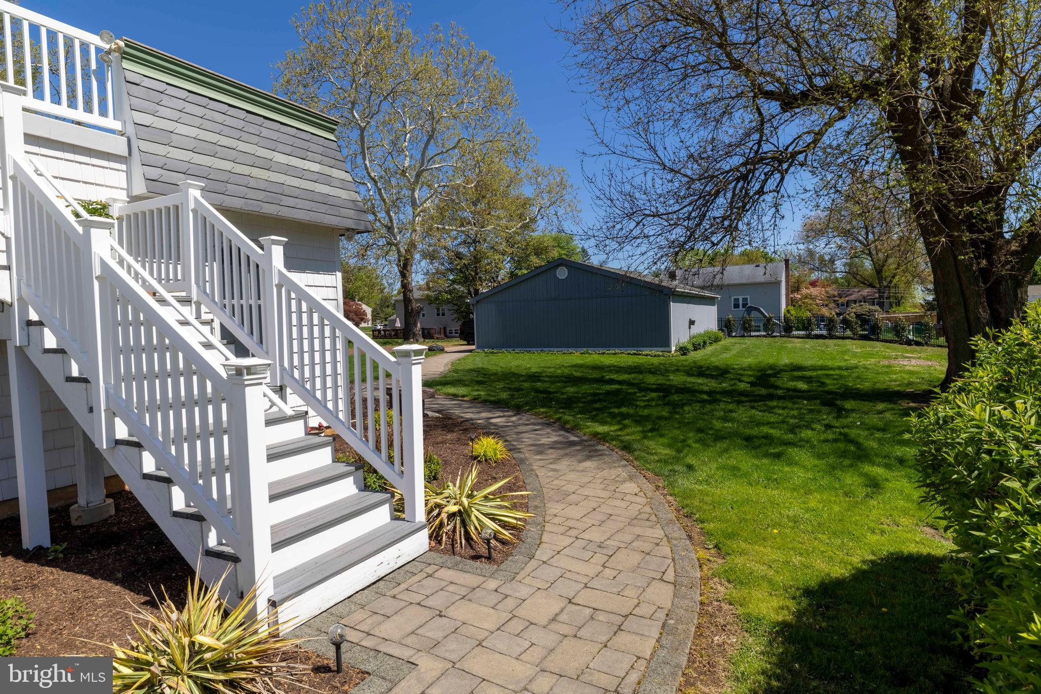CHURCHVILLE MANOR - Residential
