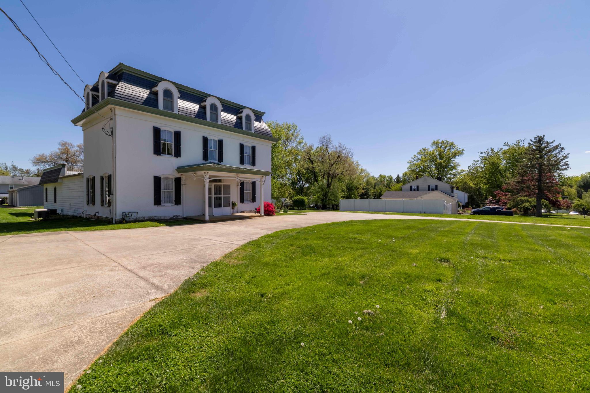 CHURCHVILLE MANOR - Residential