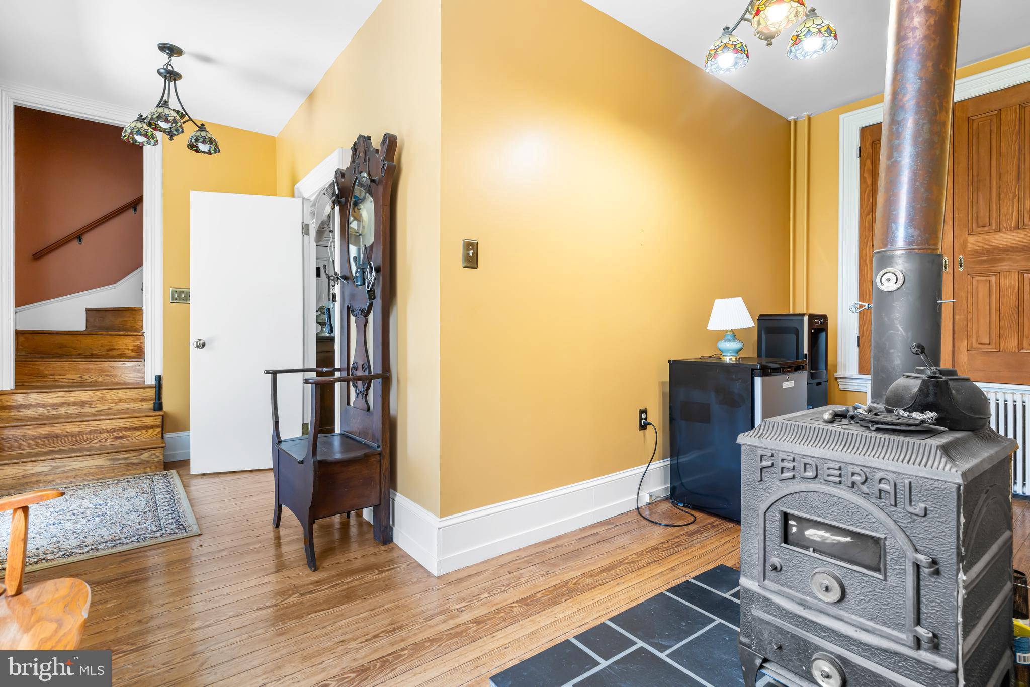 CHURCHVILLE MANOR - Residential