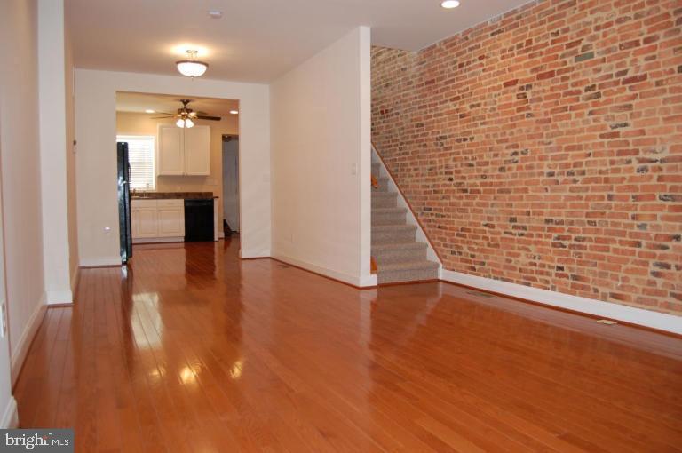 PIGTOWN - Residential