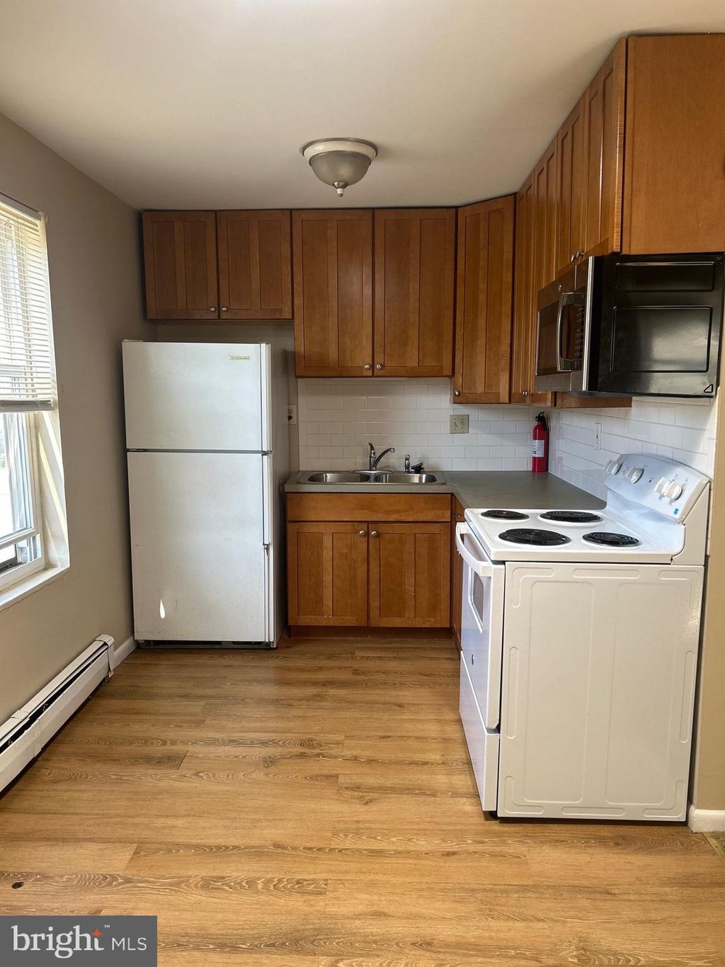 Photo of 504 - 504-506 Cinnaminson Avenue #A, PALMYRA, NJ 08065 (MLS # NJBL2096544)