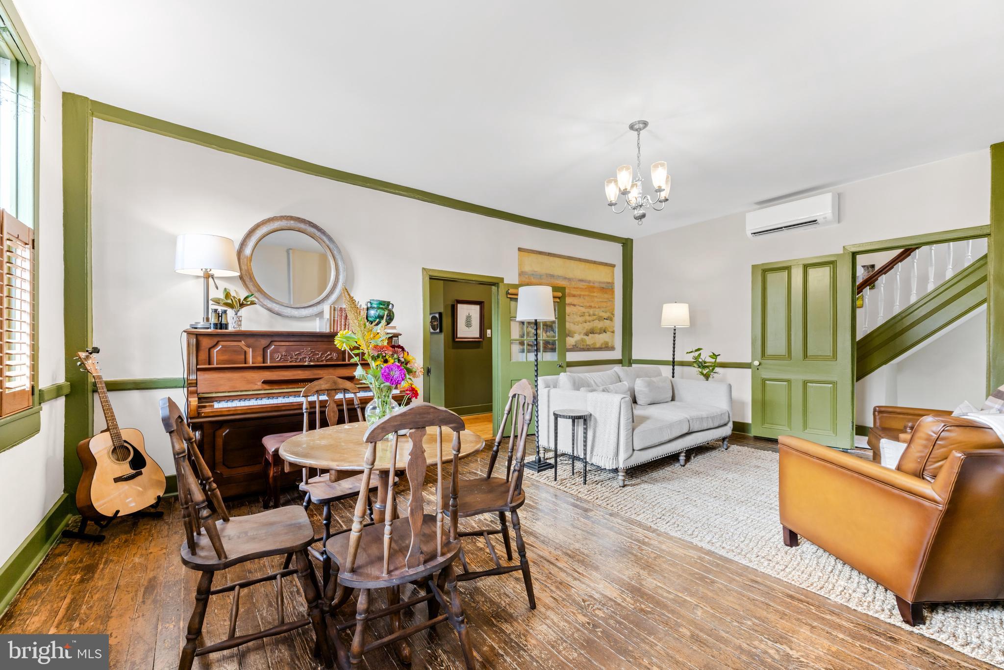 HISTORIC DISTRICT - Residential