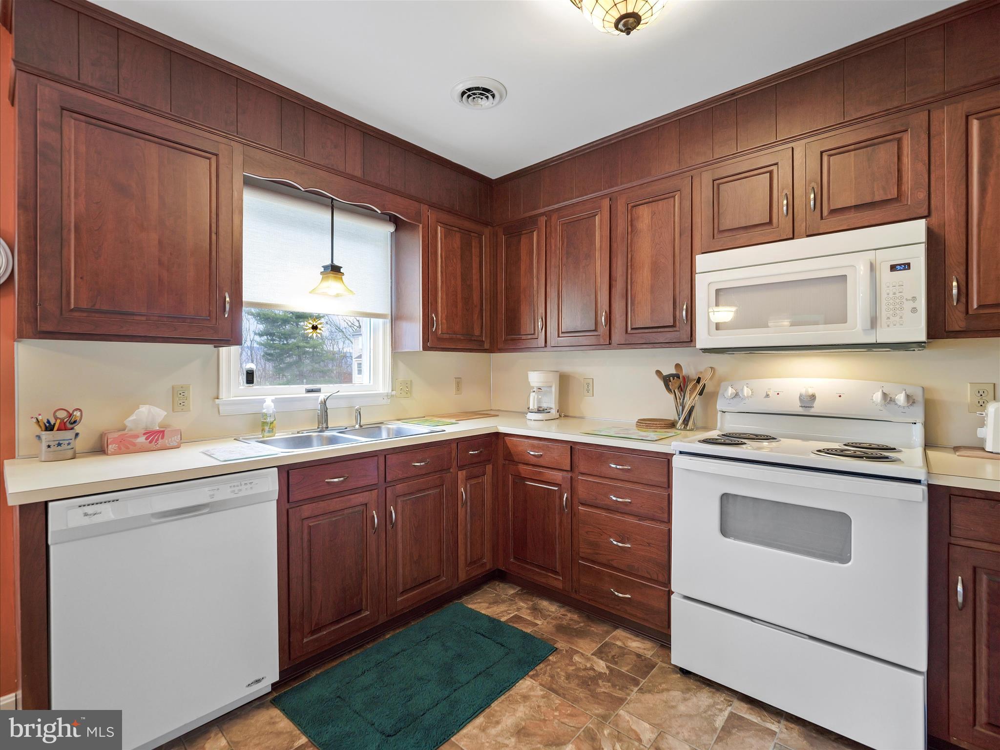 MORNINGSTAR HEIGHTS - Residential