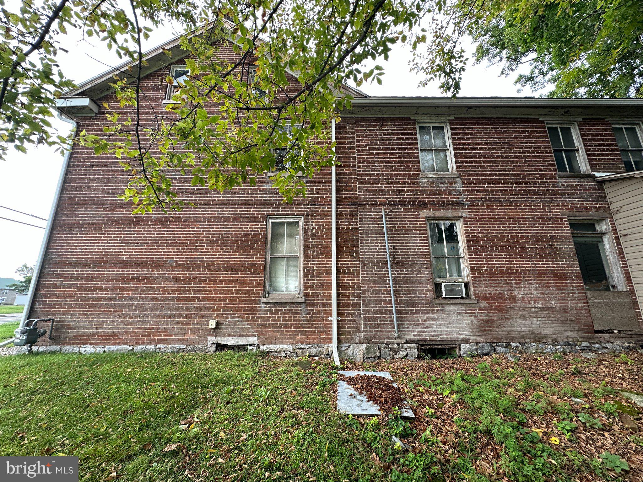 408 N ALLISON STREET