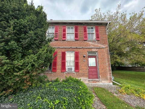 Homes For Sale - 408 N Allison Street<br/> Franklin County, GREENCASTLE, PA 17225