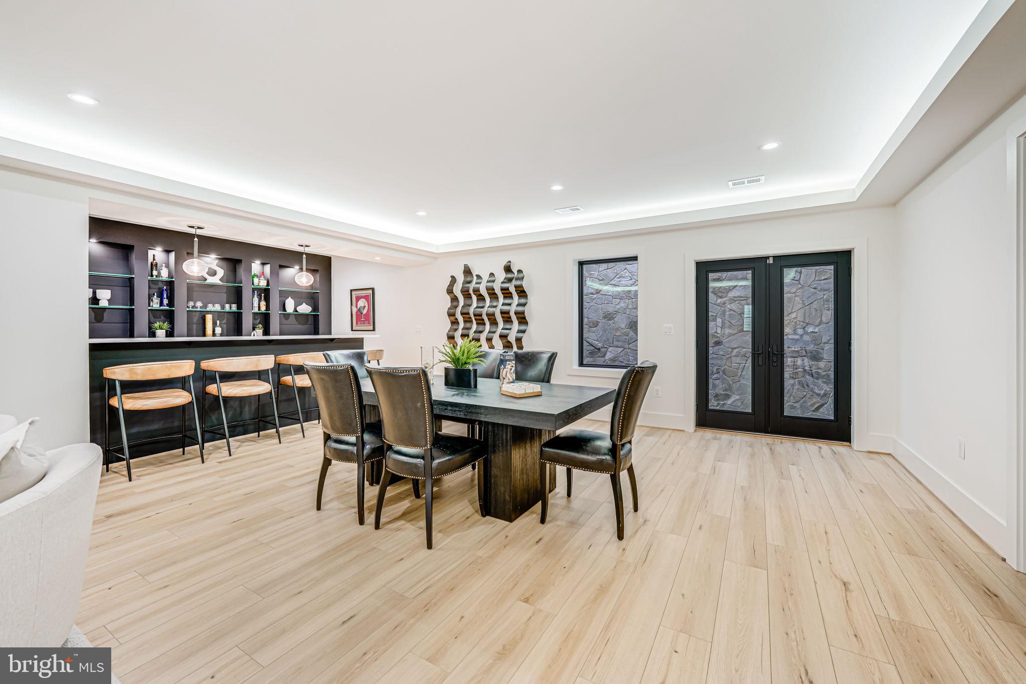 NORTH ARLINGTON - Residential