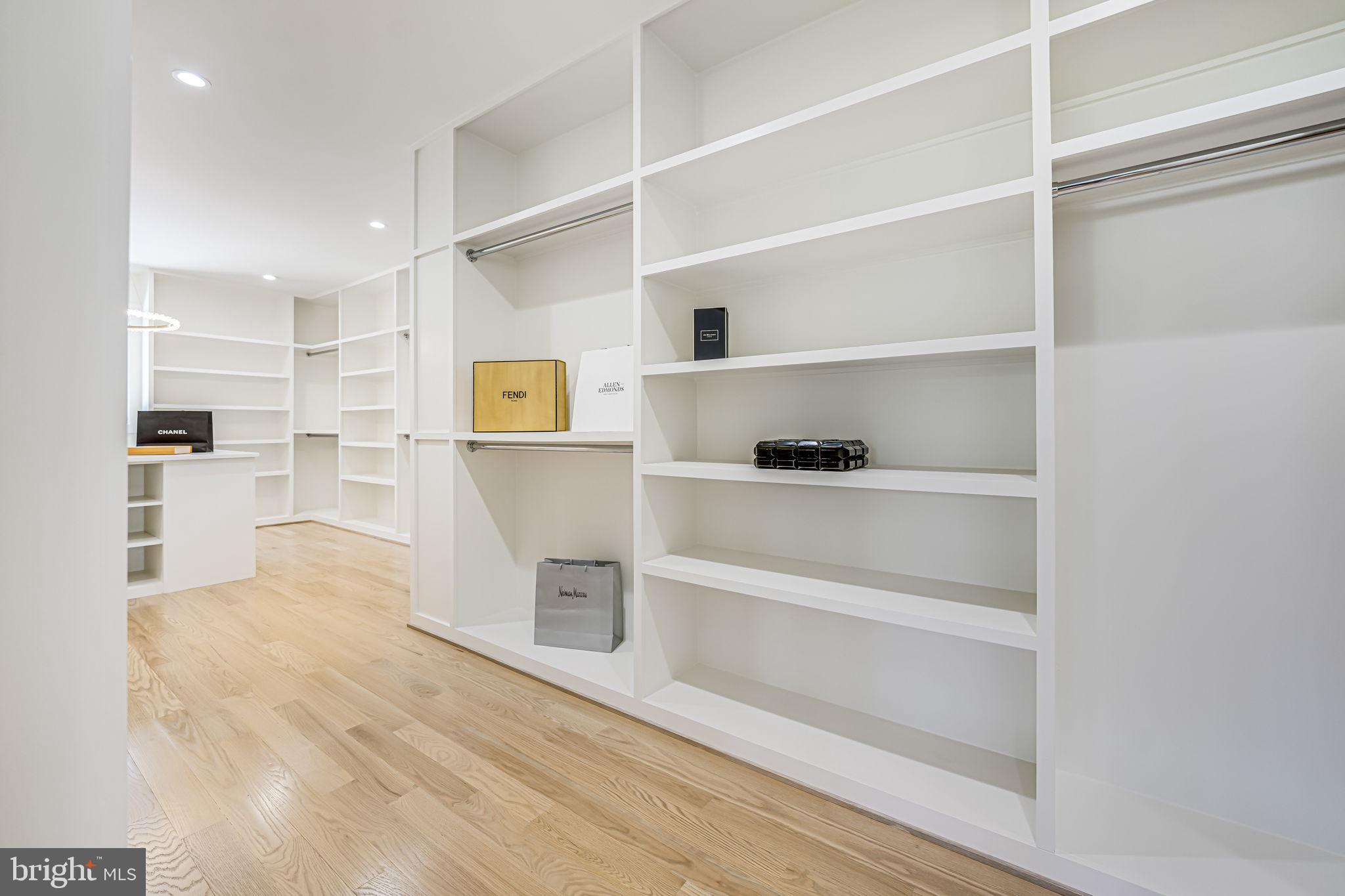 NORTH ARLINGTON - Residential