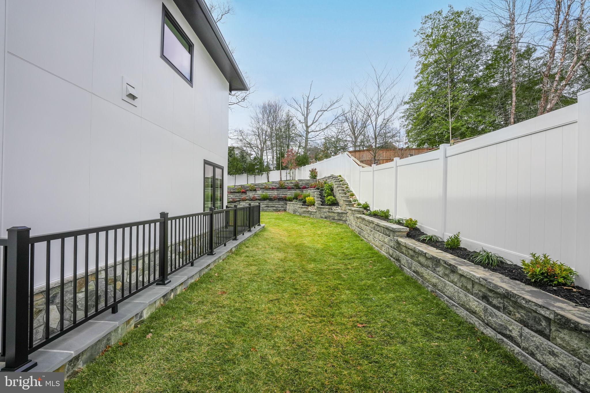 NORTH ARLINGTON - Residential