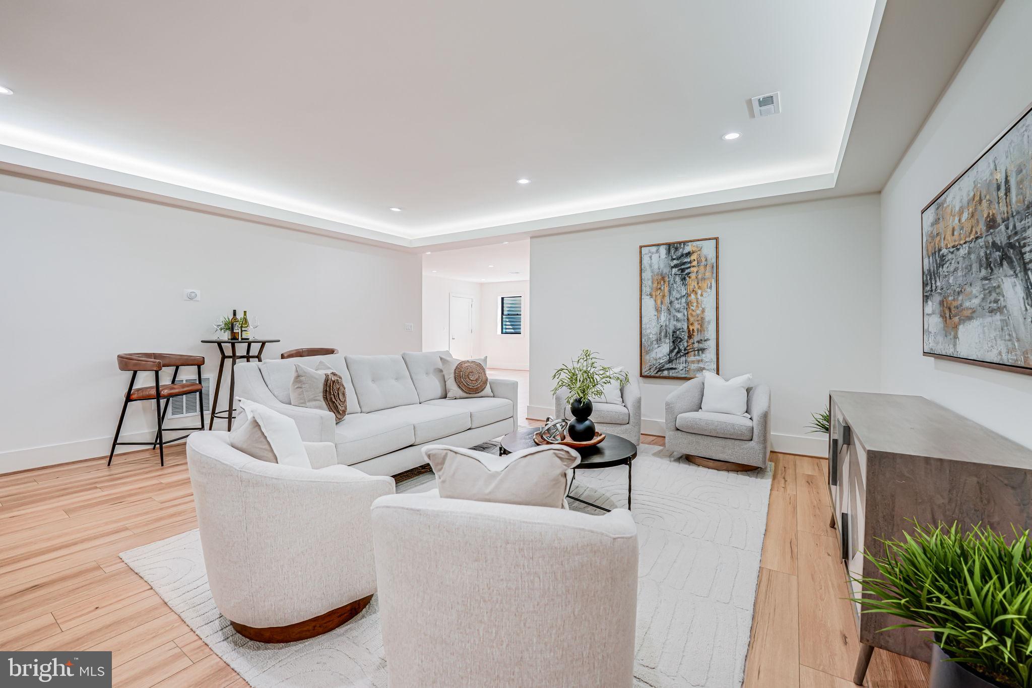 NORTH ARLINGTON - Residential