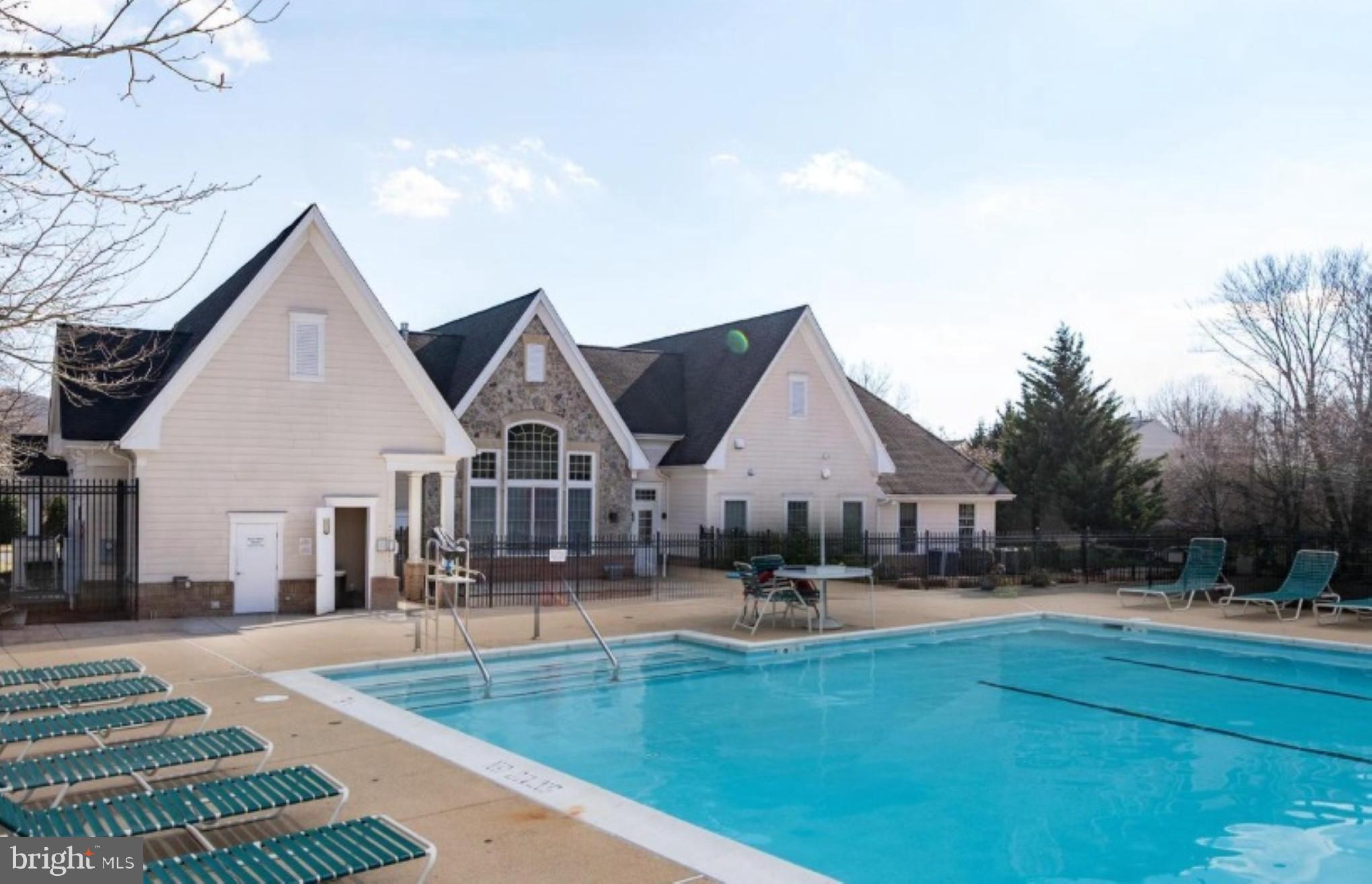 LEGATO CORNER - Residential