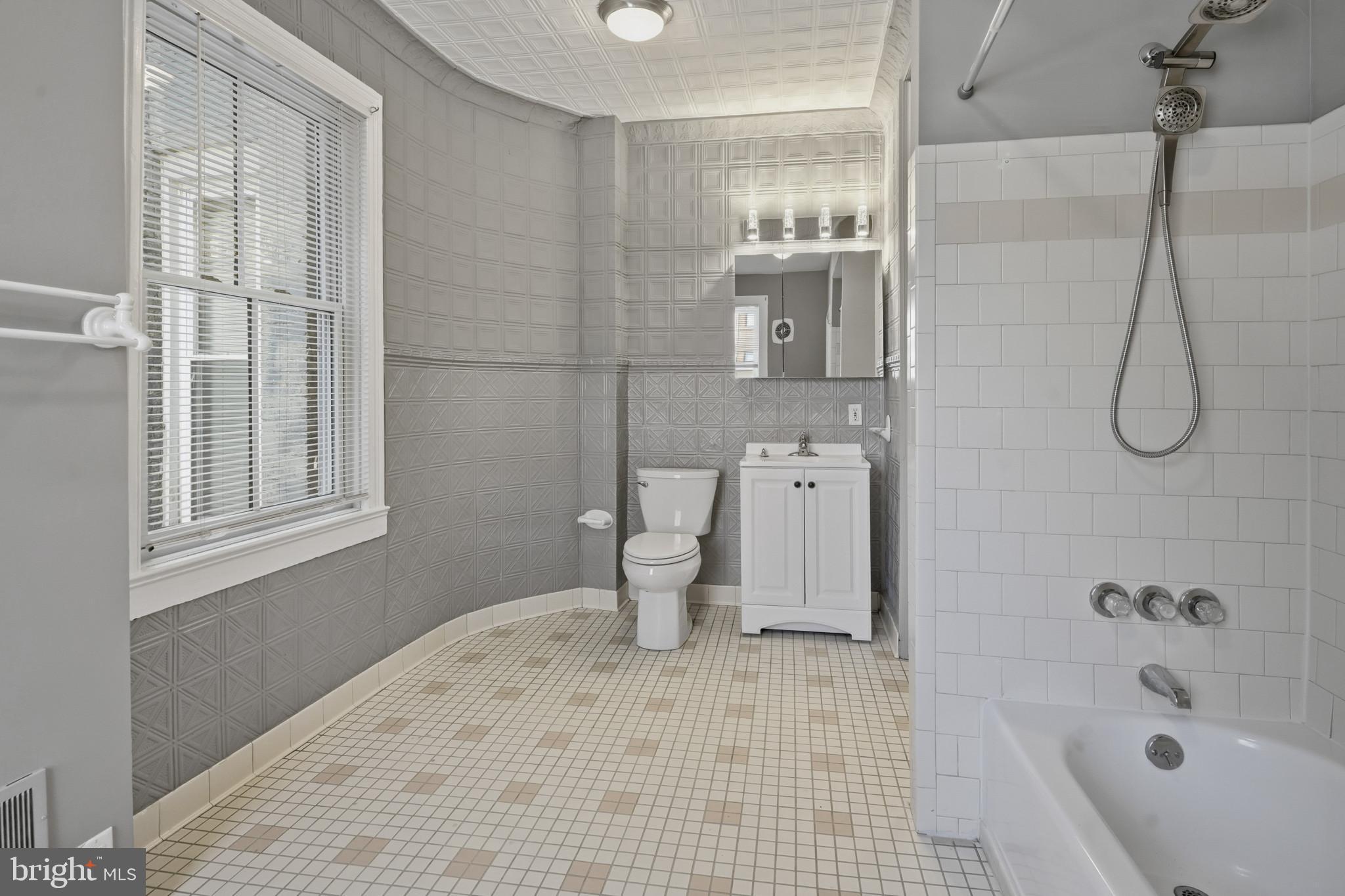 MOUNT VERNON - Residential