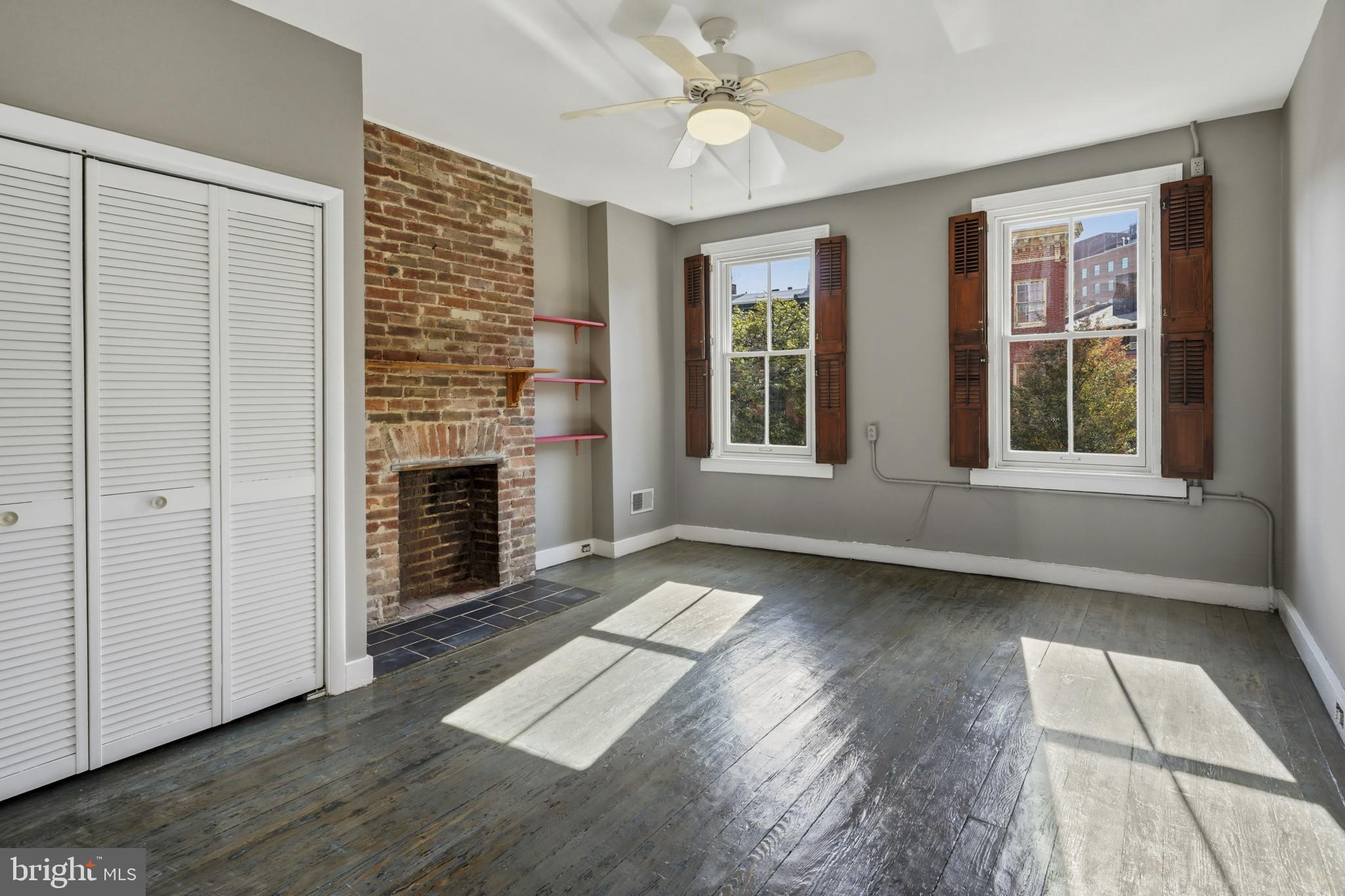 MOUNT VERNON - Residential