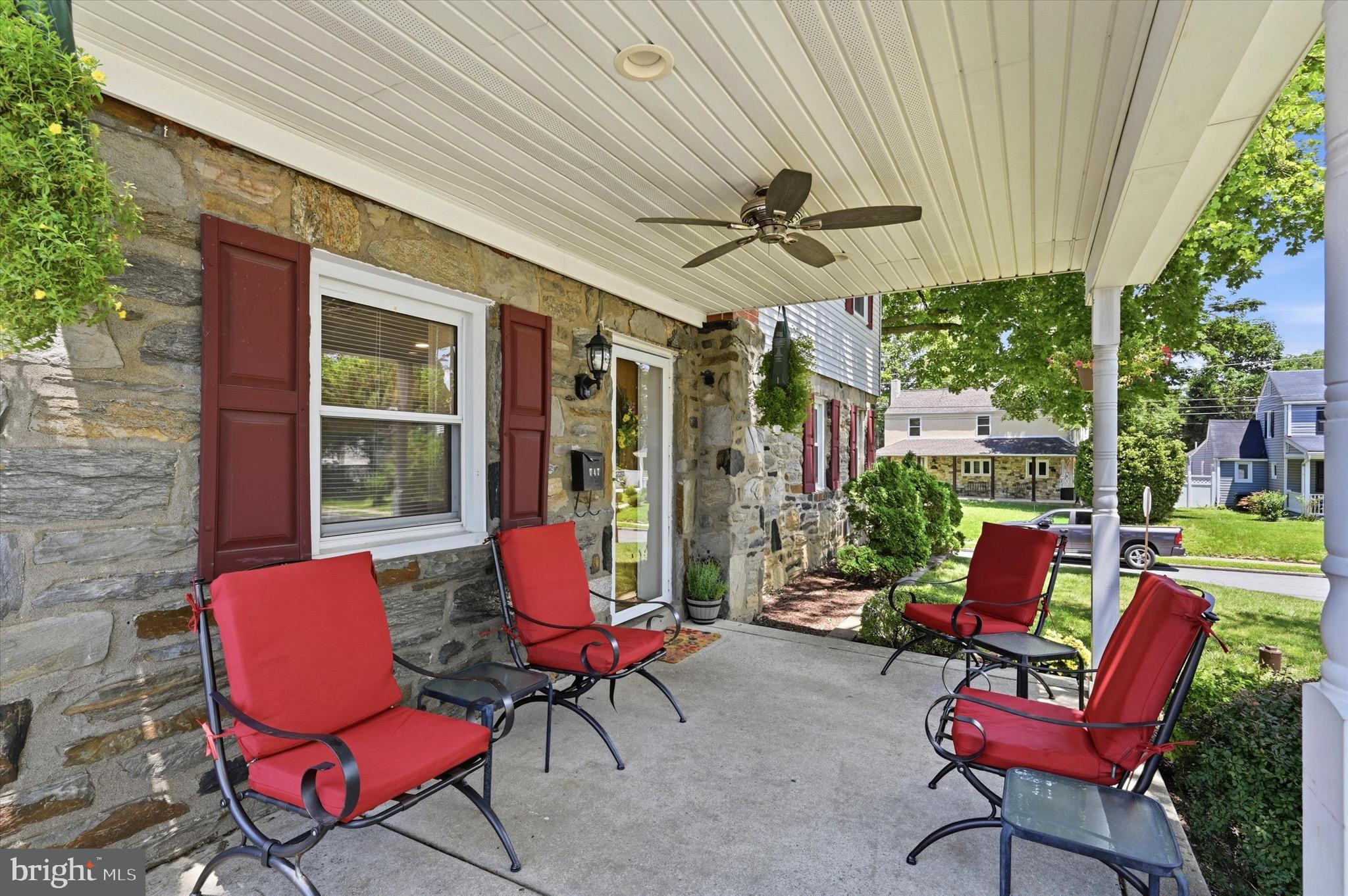 747 SURREY ROAD