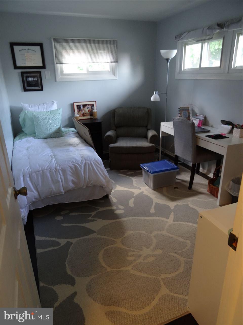 NORTH HILLS - Residential