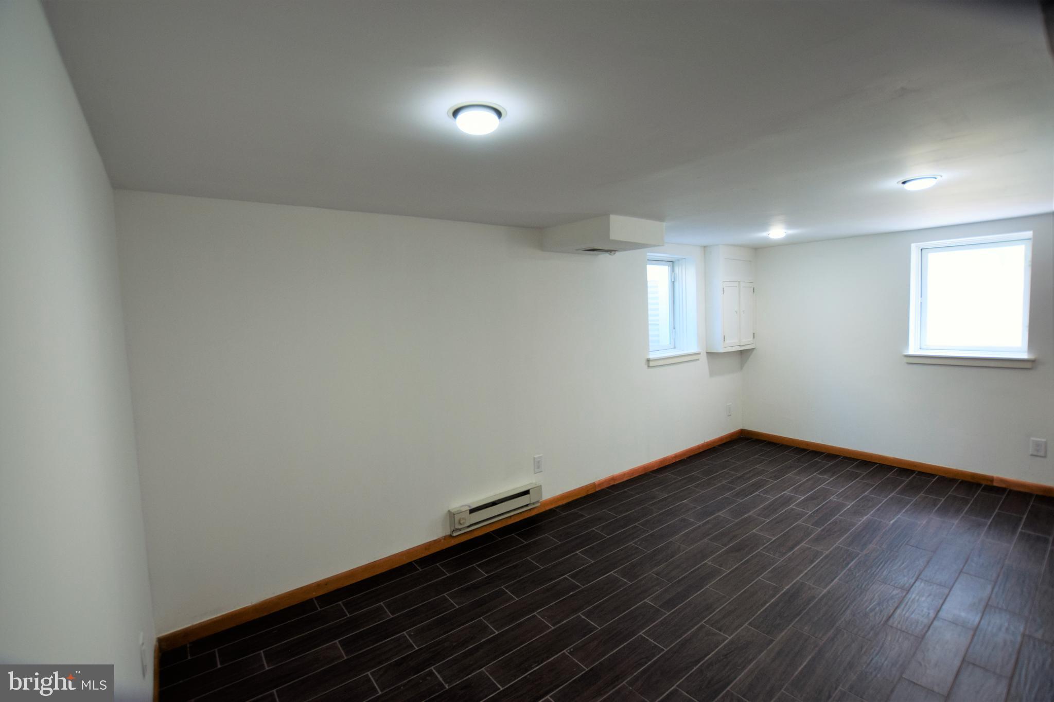 MARYMOUNT - Residential Lease