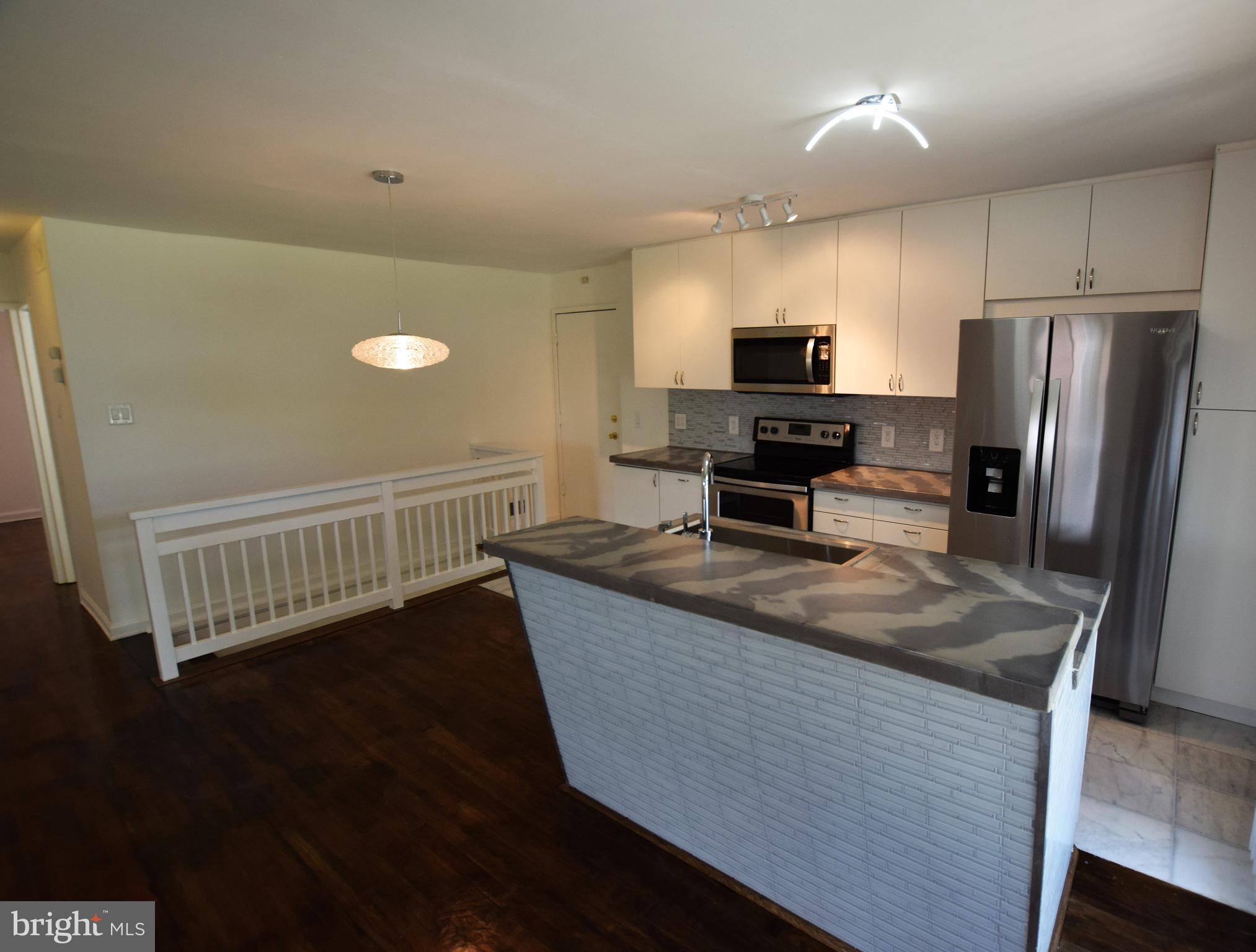 MARYMOUNT - Residential Lease