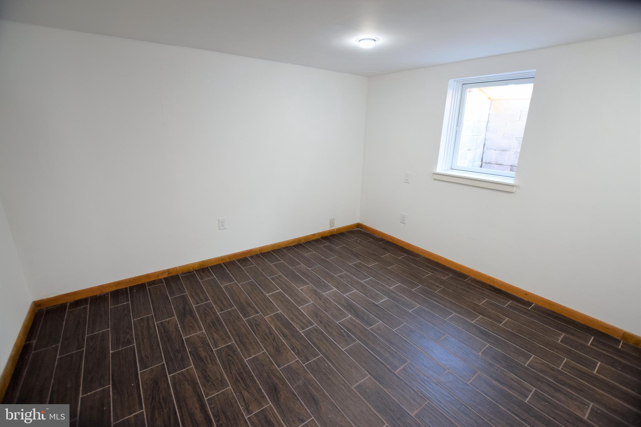 MARYMOUNT - Residential Lease