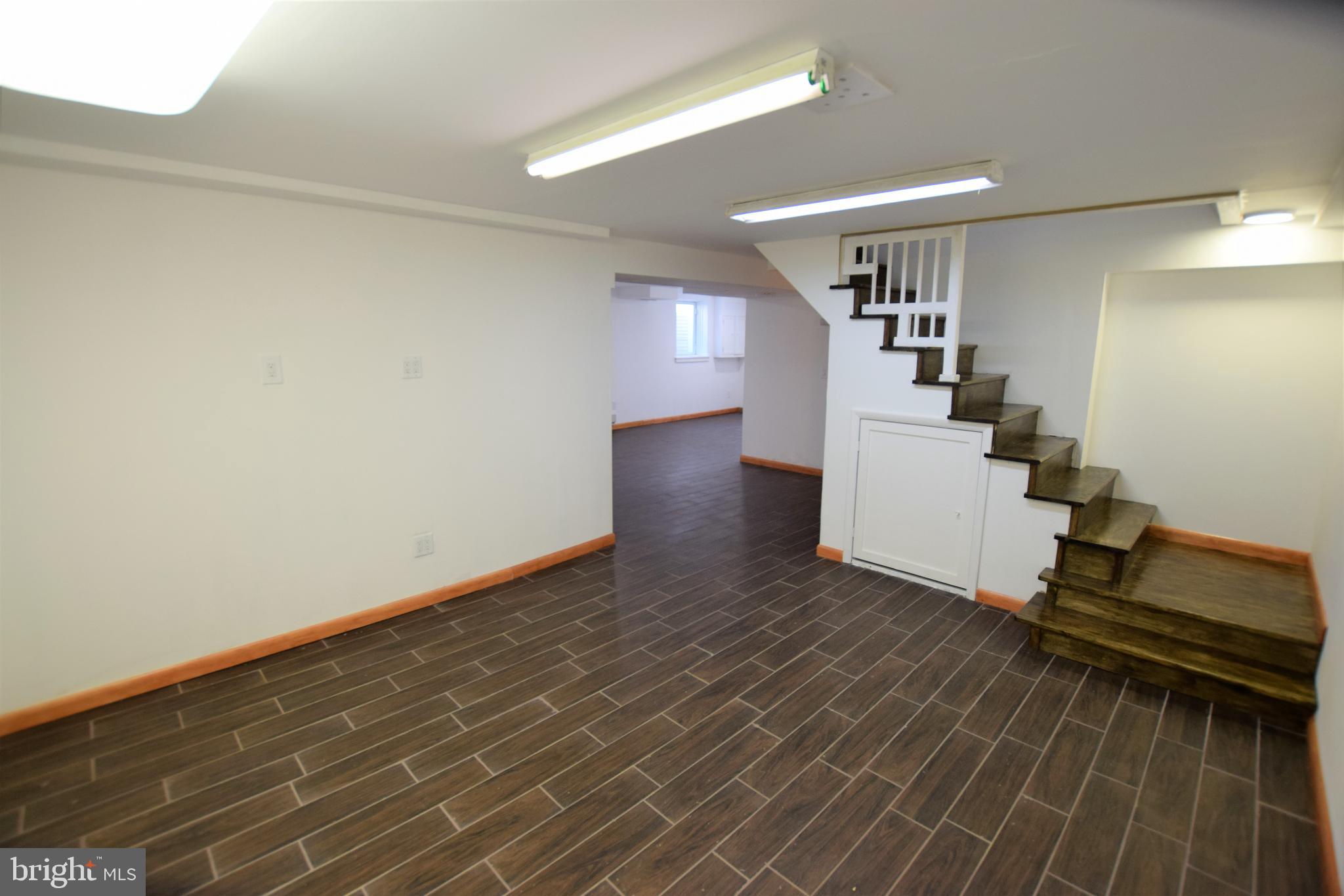 MARYMOUNT - Residential Lease