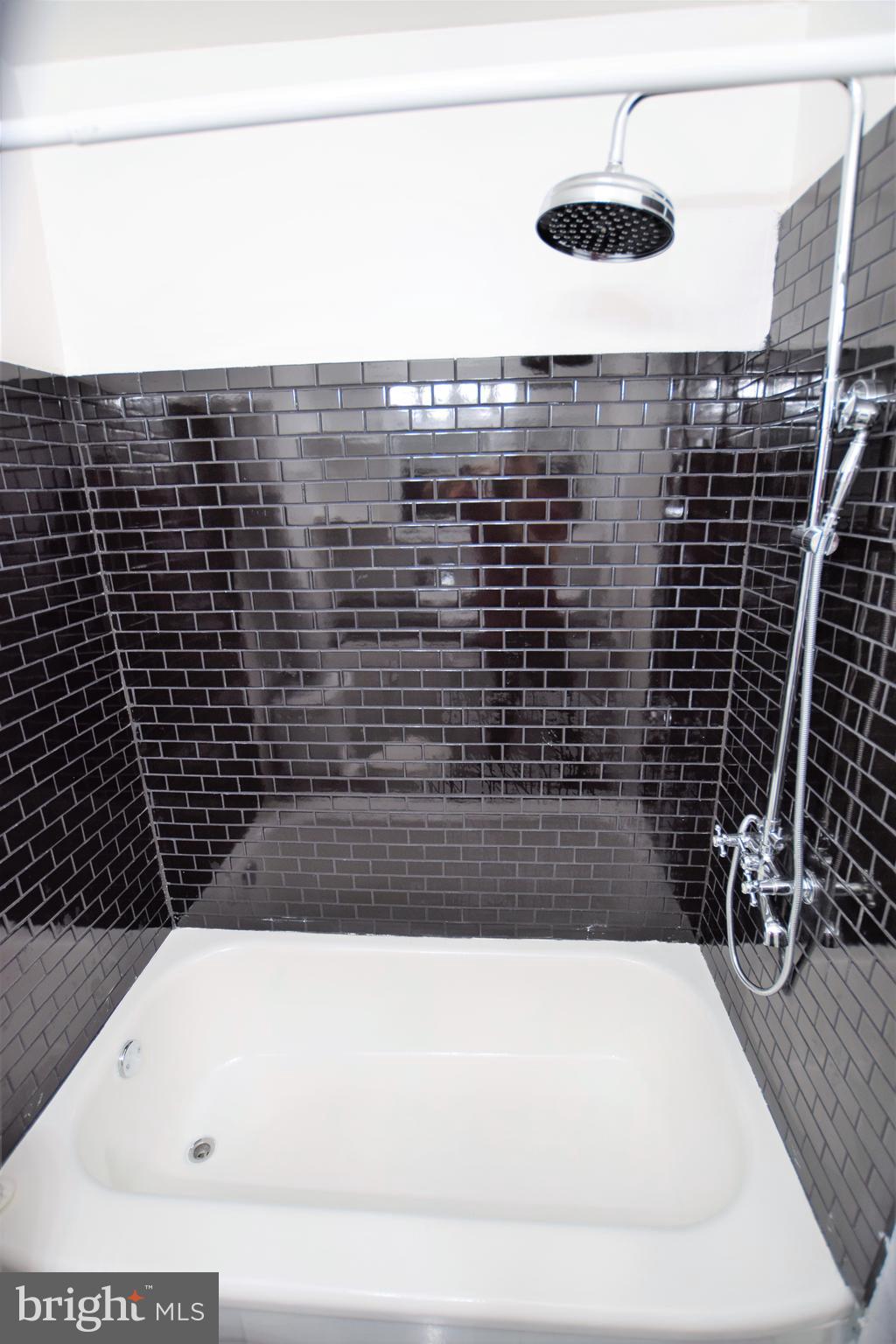 MARYMOUNT - Residential Lease