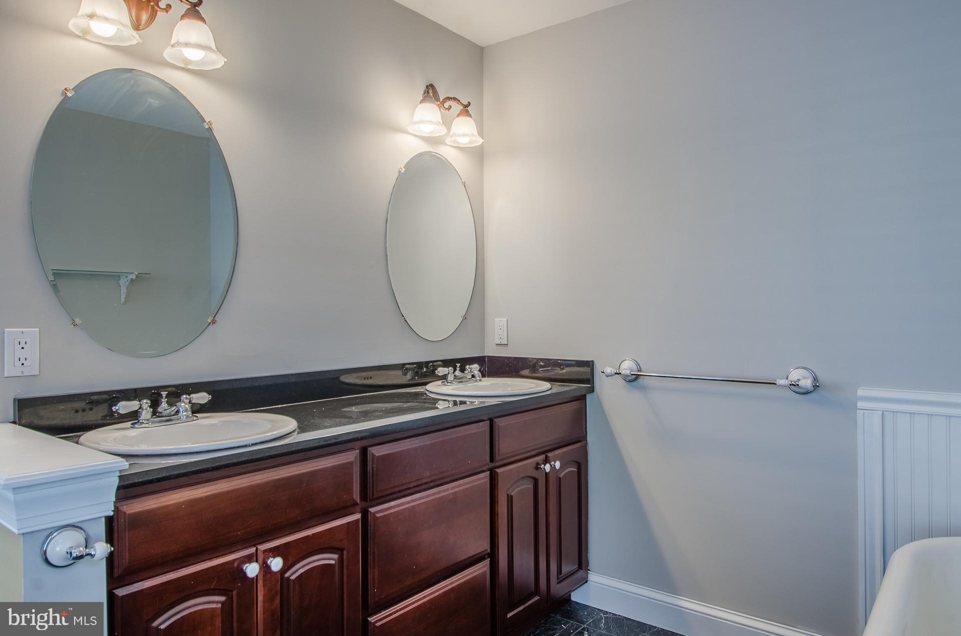 FELLS POINT HISTORIC DISTRICT - Residential Lease