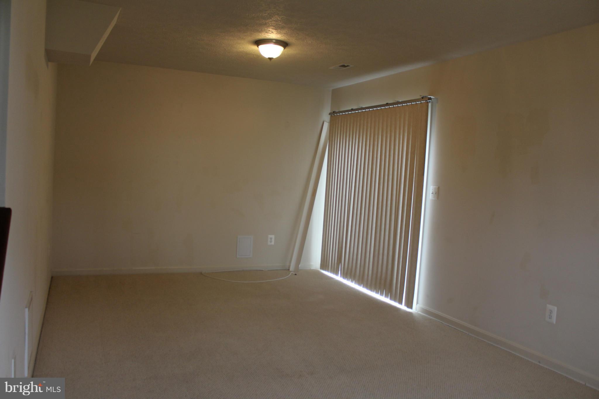 PORT AQUIA - Residential Lease