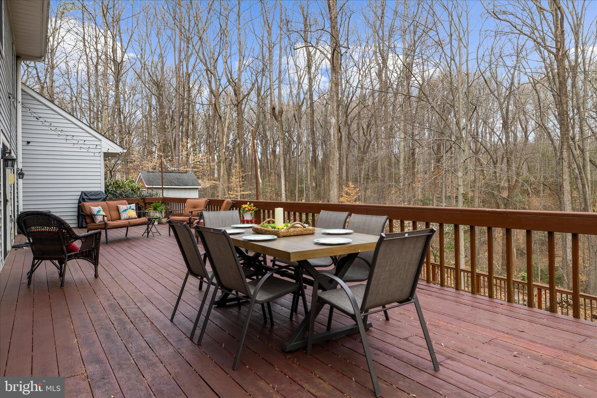 THE WOODS - Residential