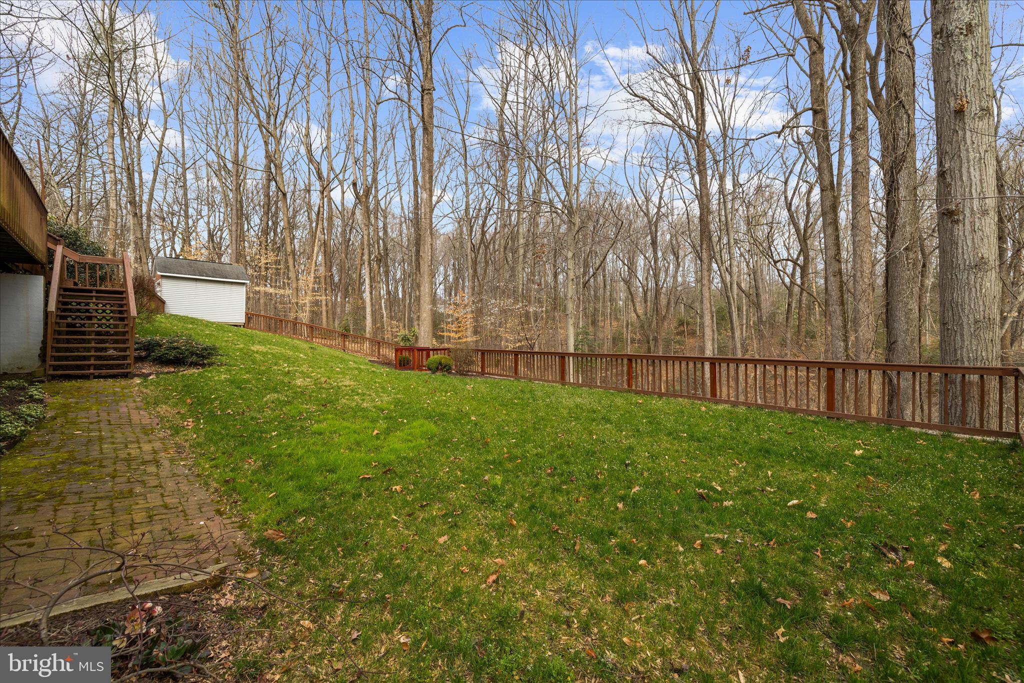 THE WOODS - Residential