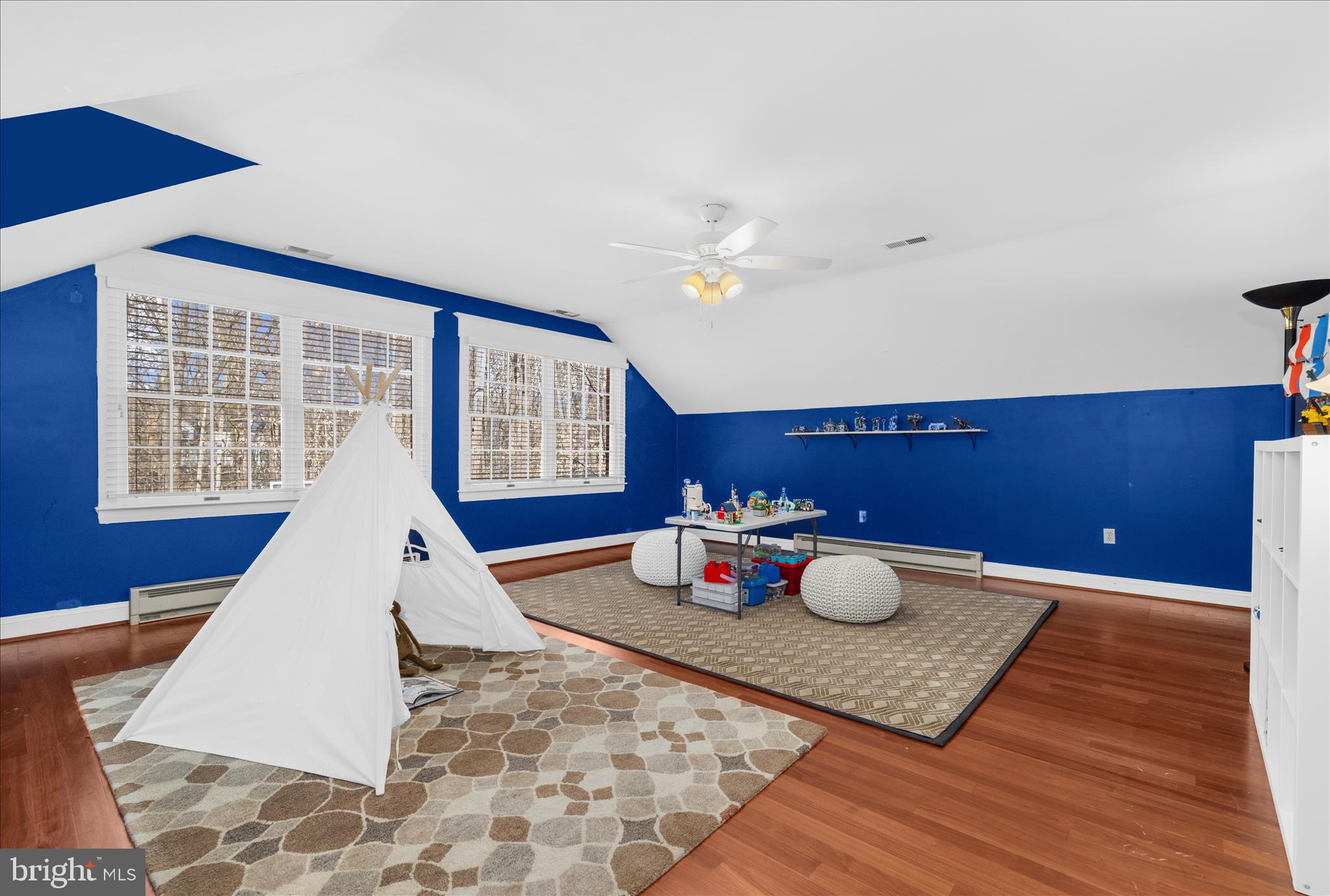 THE WOODS - Residential