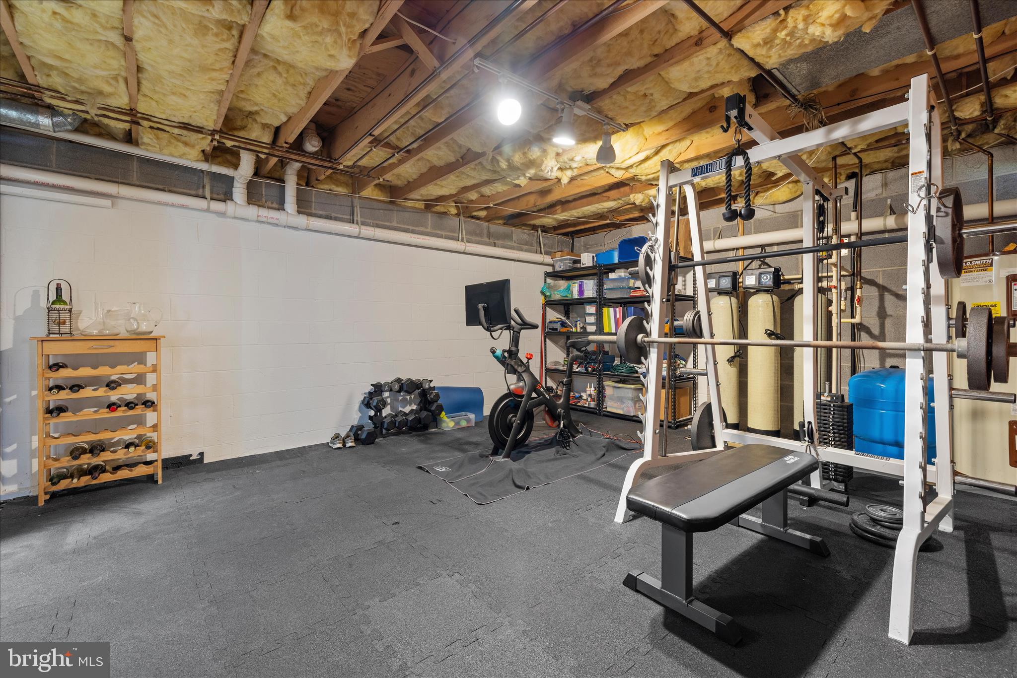 THE WOODS - Residential