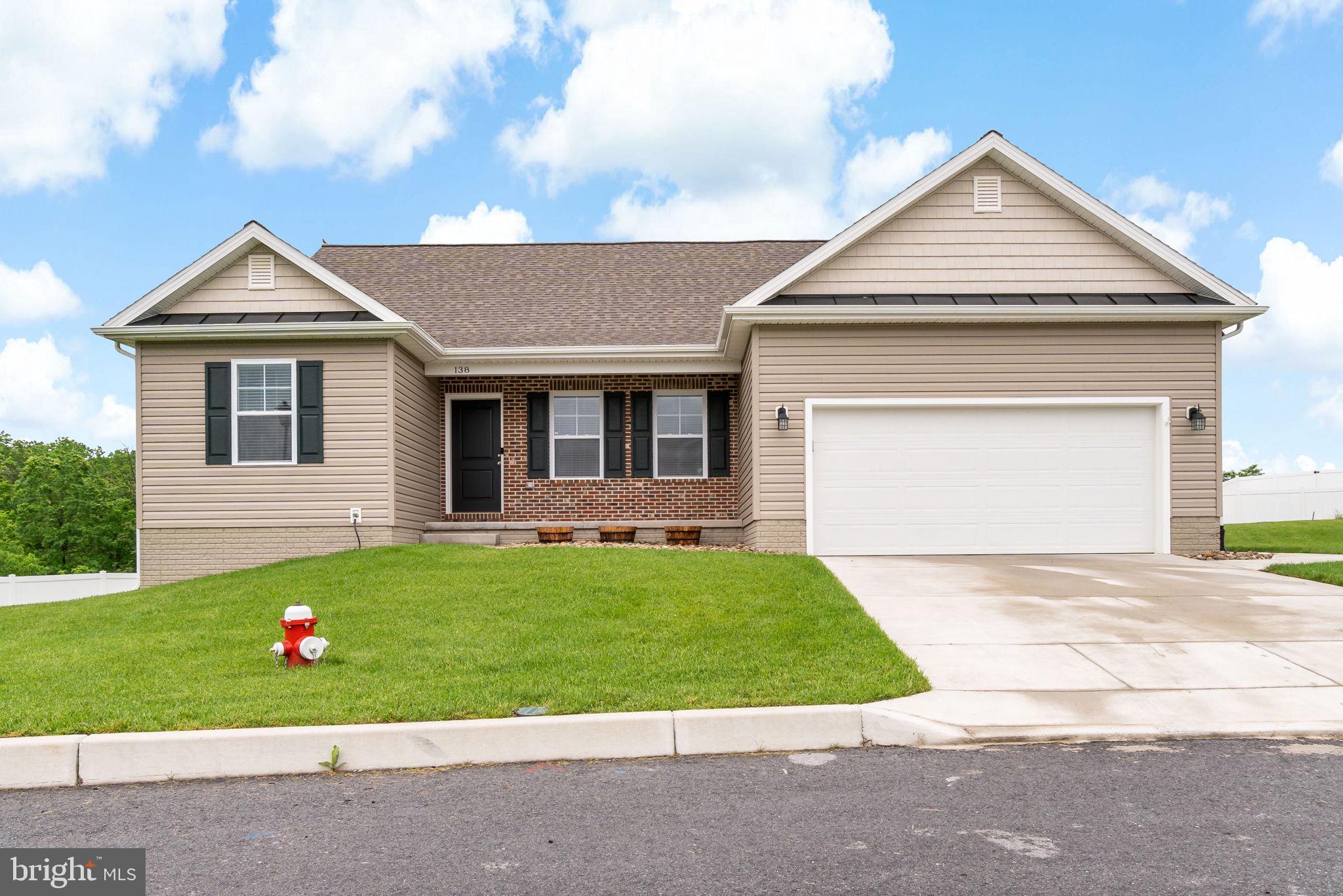 HERITAGE HILLS - Residential