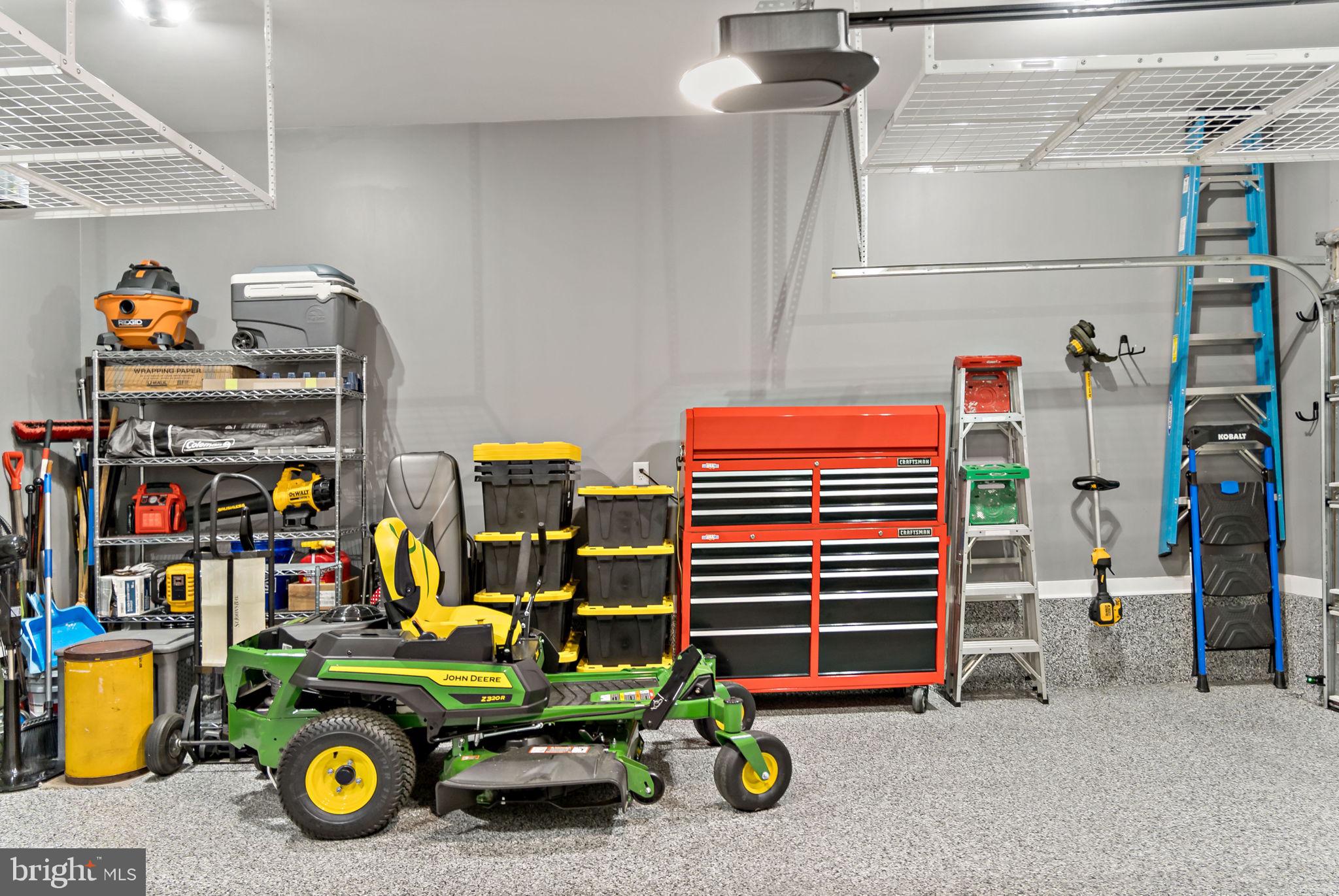 HERITAGE HILLS - Residential