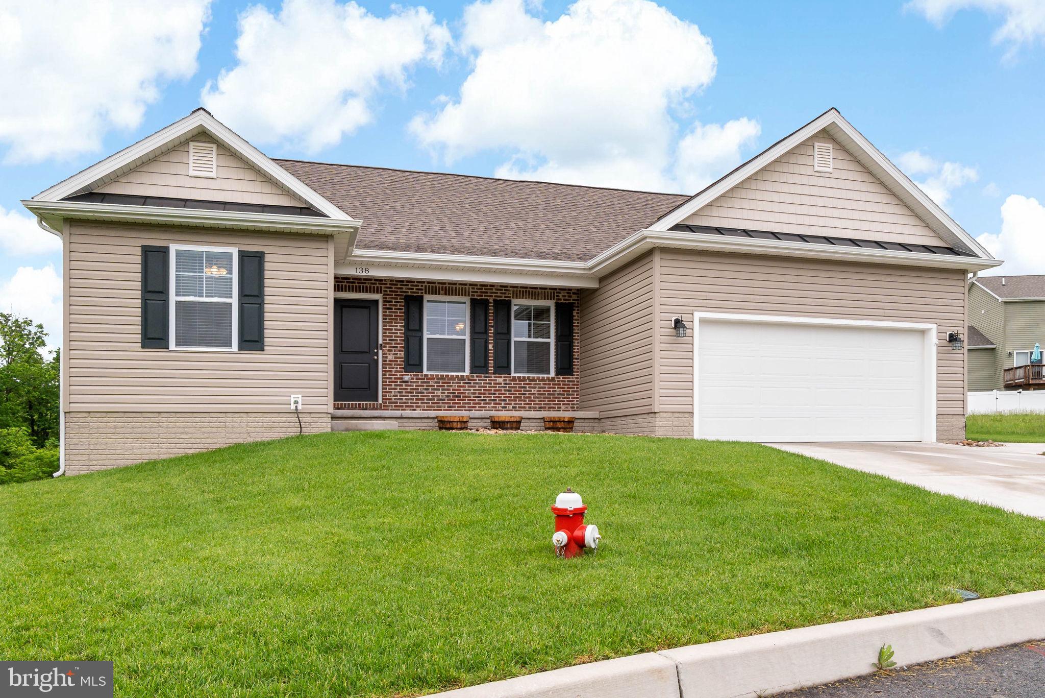 HERITAGE HILLS - Residential