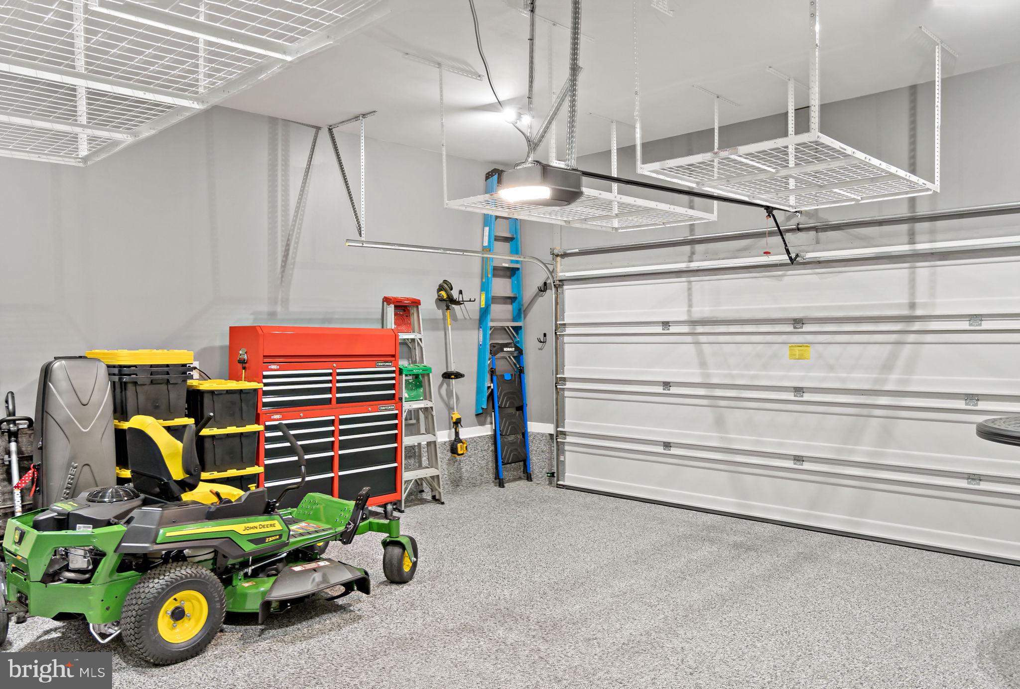 HERITAGE HILLS - Residential