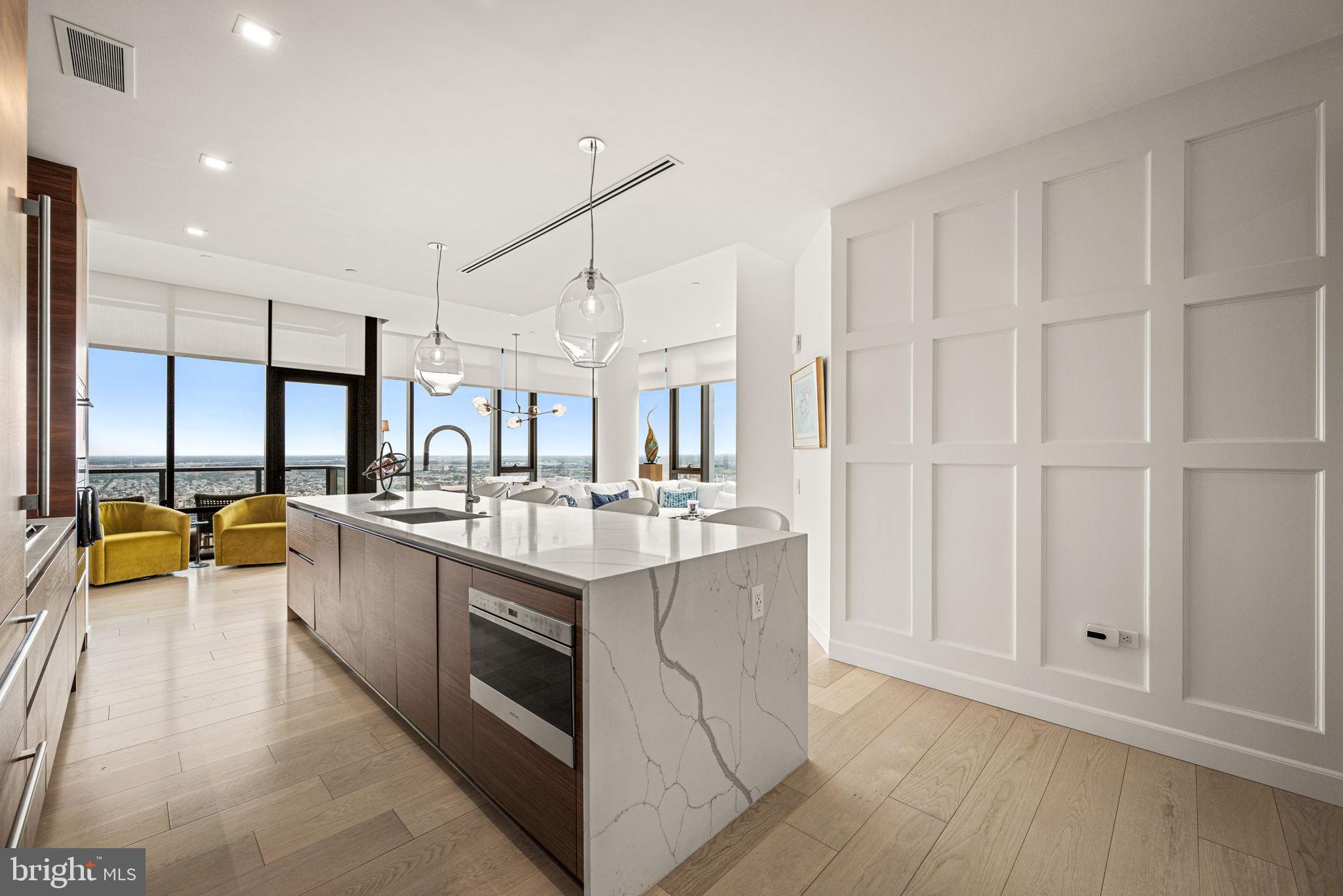 RITTENHOUSE SQUARE - Residential