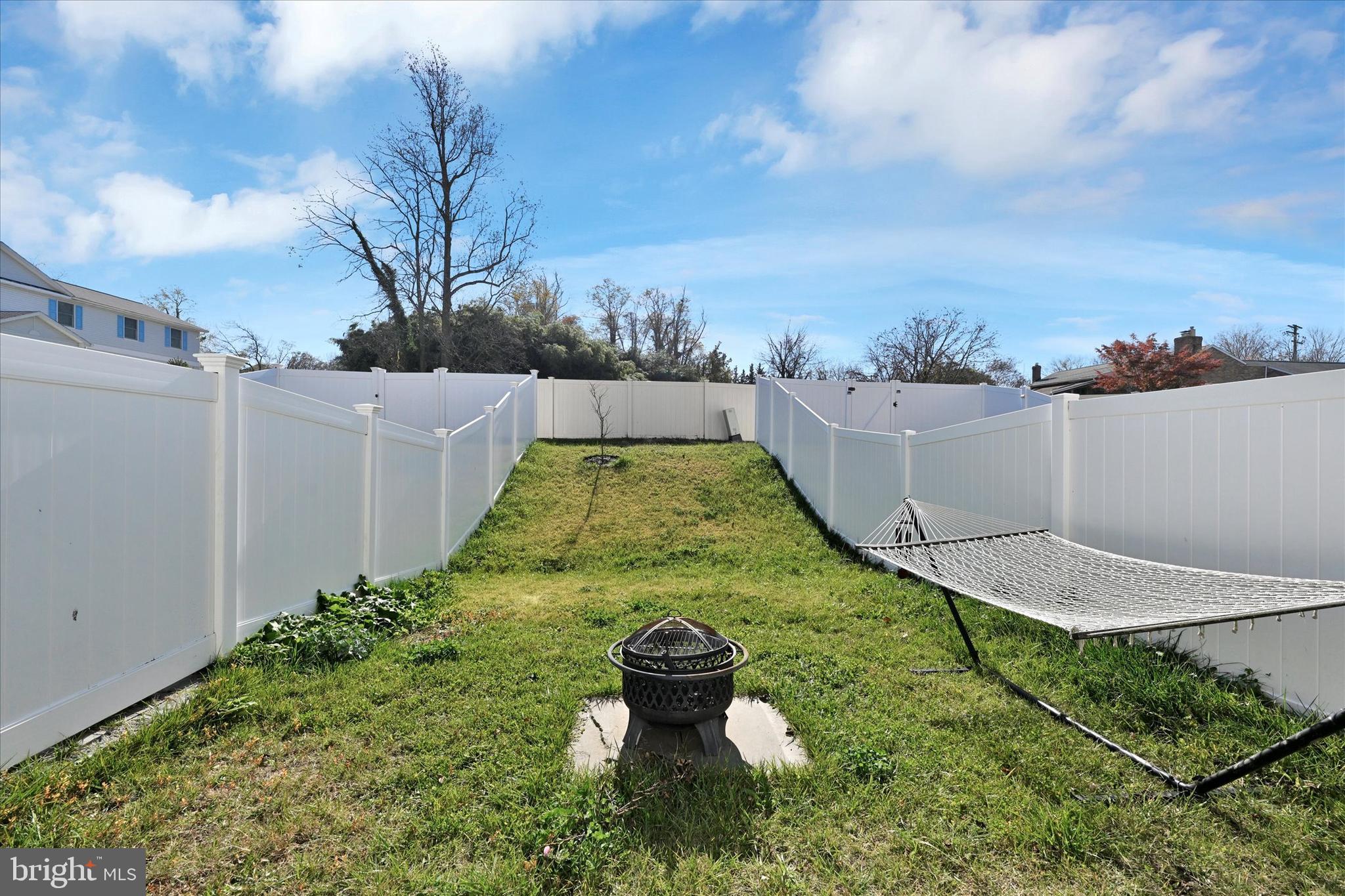 VILLAGE OAKS - Residential