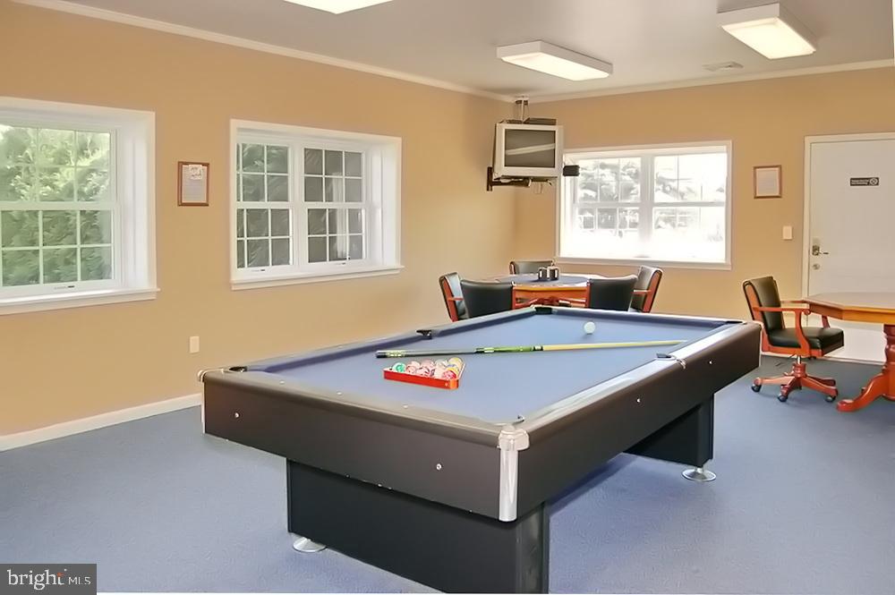 ASPEN MEADOWS - Residential