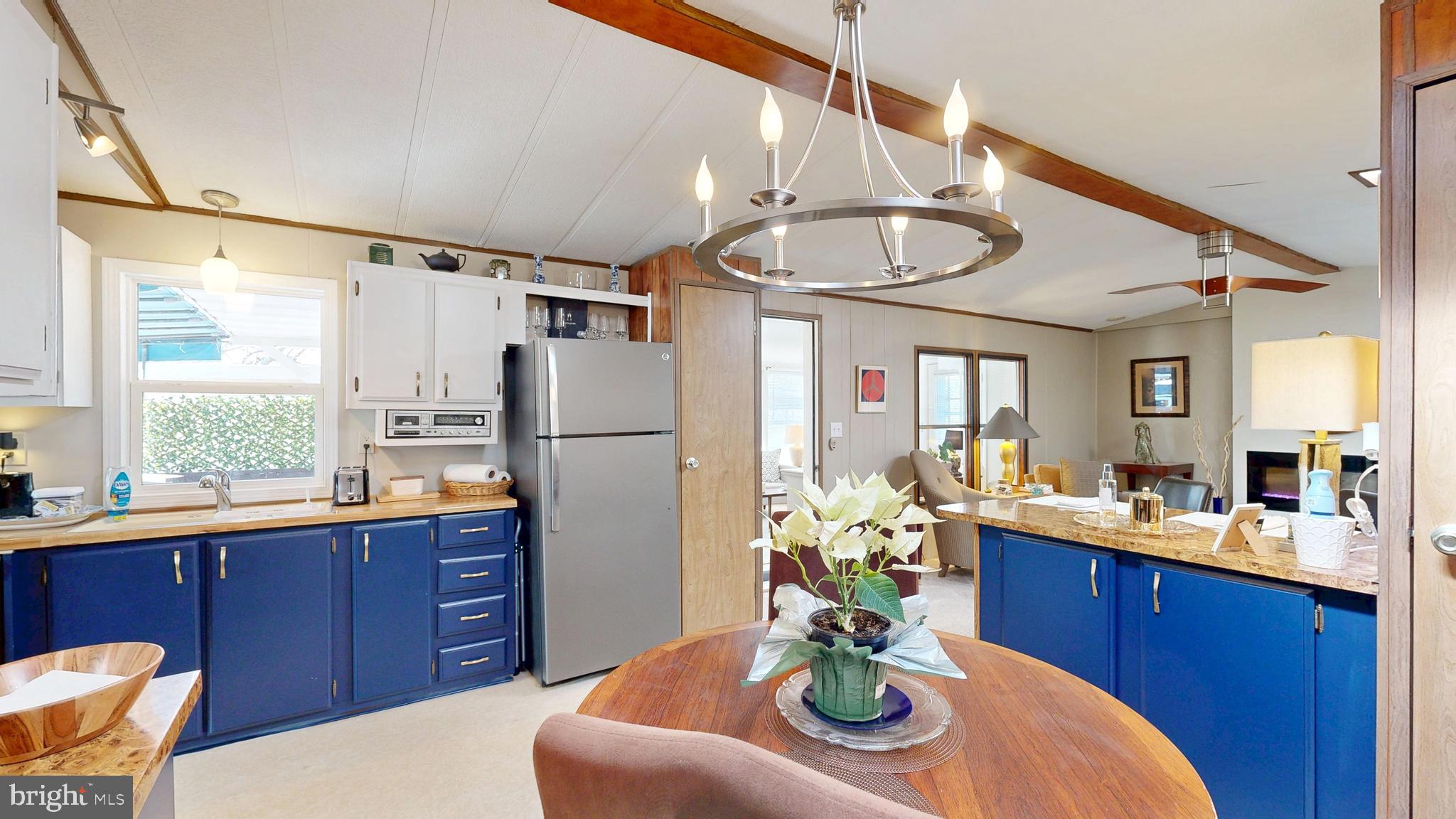 ASPEN MEADOWS - Residential