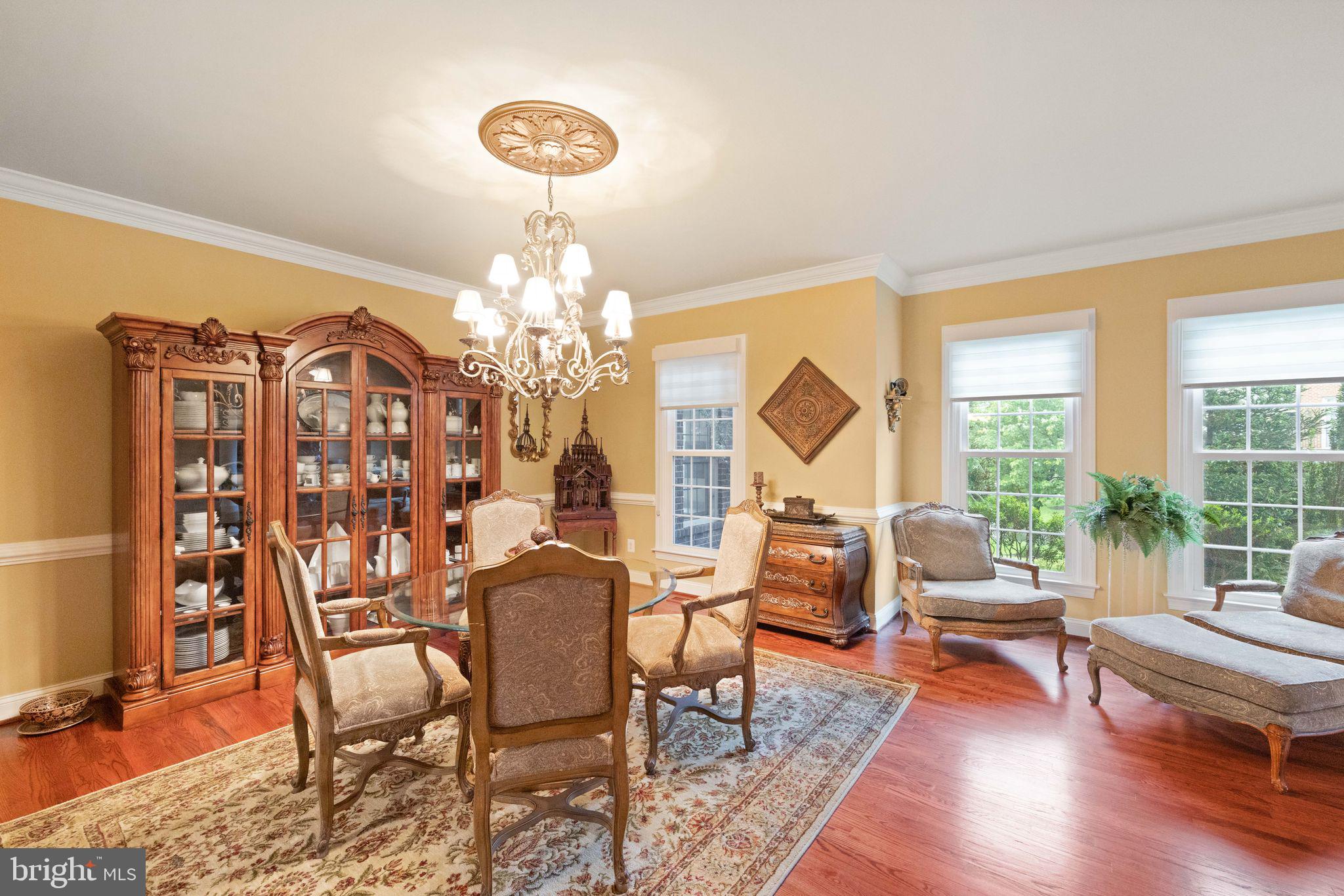 RIVER CREEK - Residential