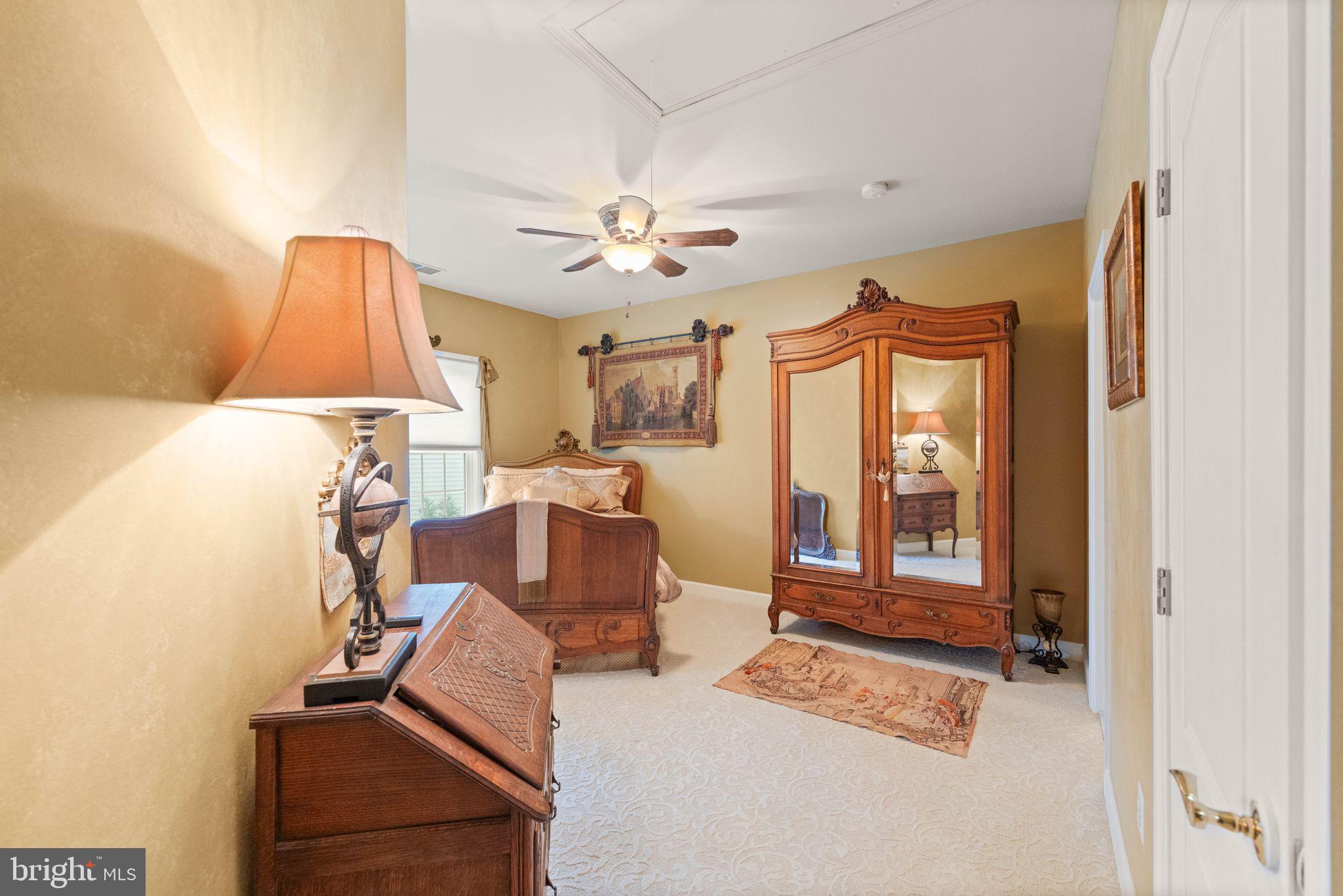 RIVER CREEK - Residential